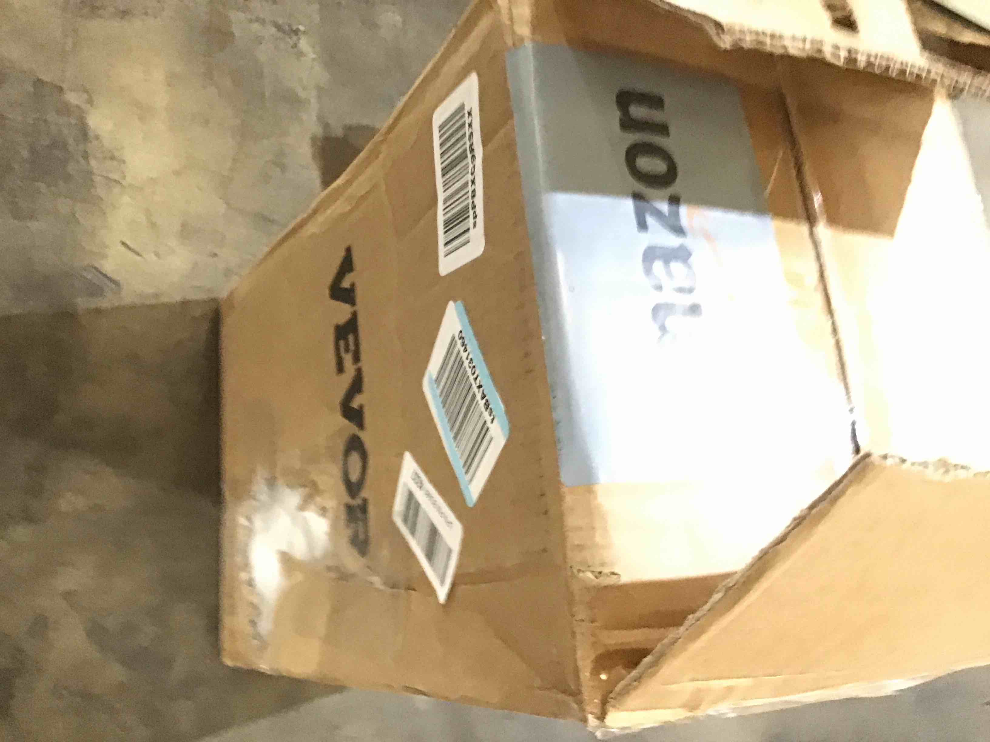 https://s3.amazonaws.com/lotting-images-prod/bidfta/ORG6855810_1727122927397.jpeg