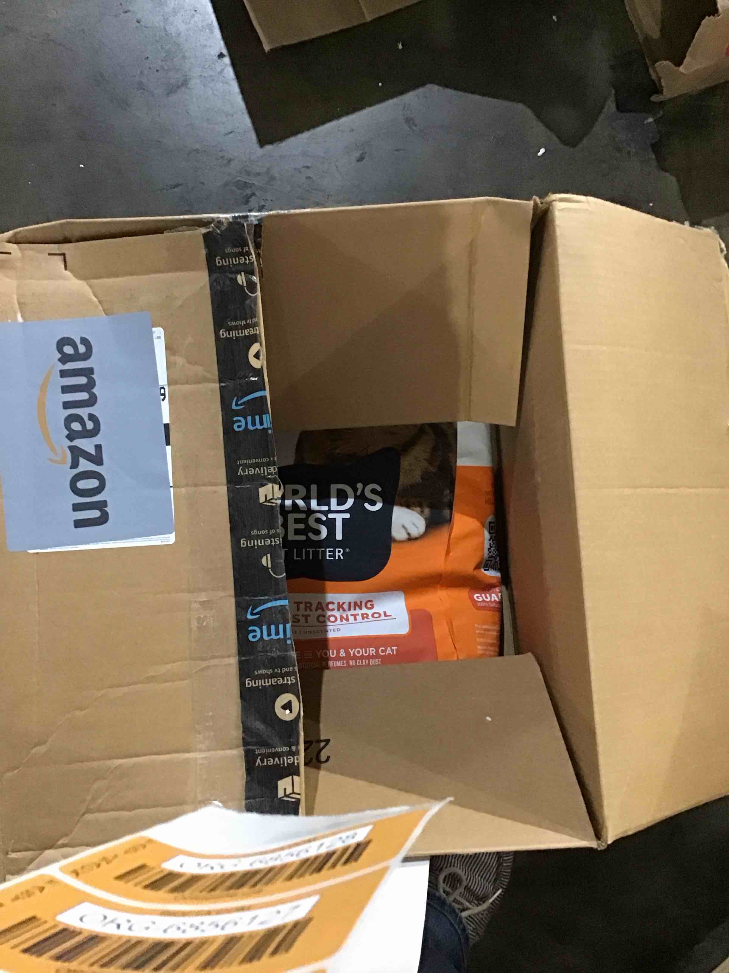 WORLD'S BEST CAT LITTER Low Tracking & Dust Control Multiple Cat