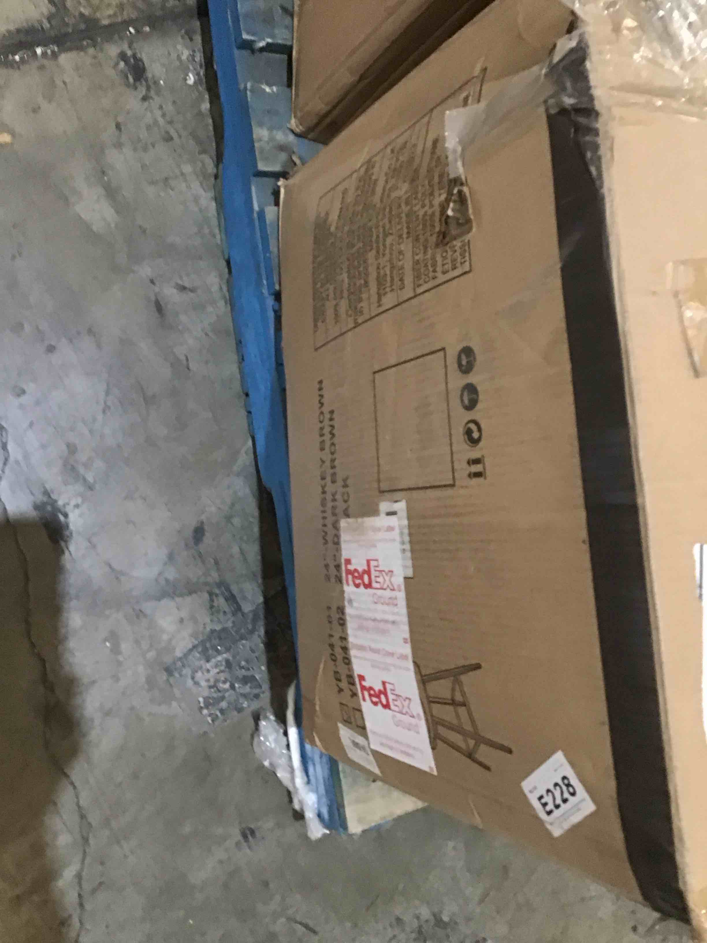 https://s3.amazonaws.com/lotting-images-prod/bidfta/ORG6856478_1727882249817.jpeg