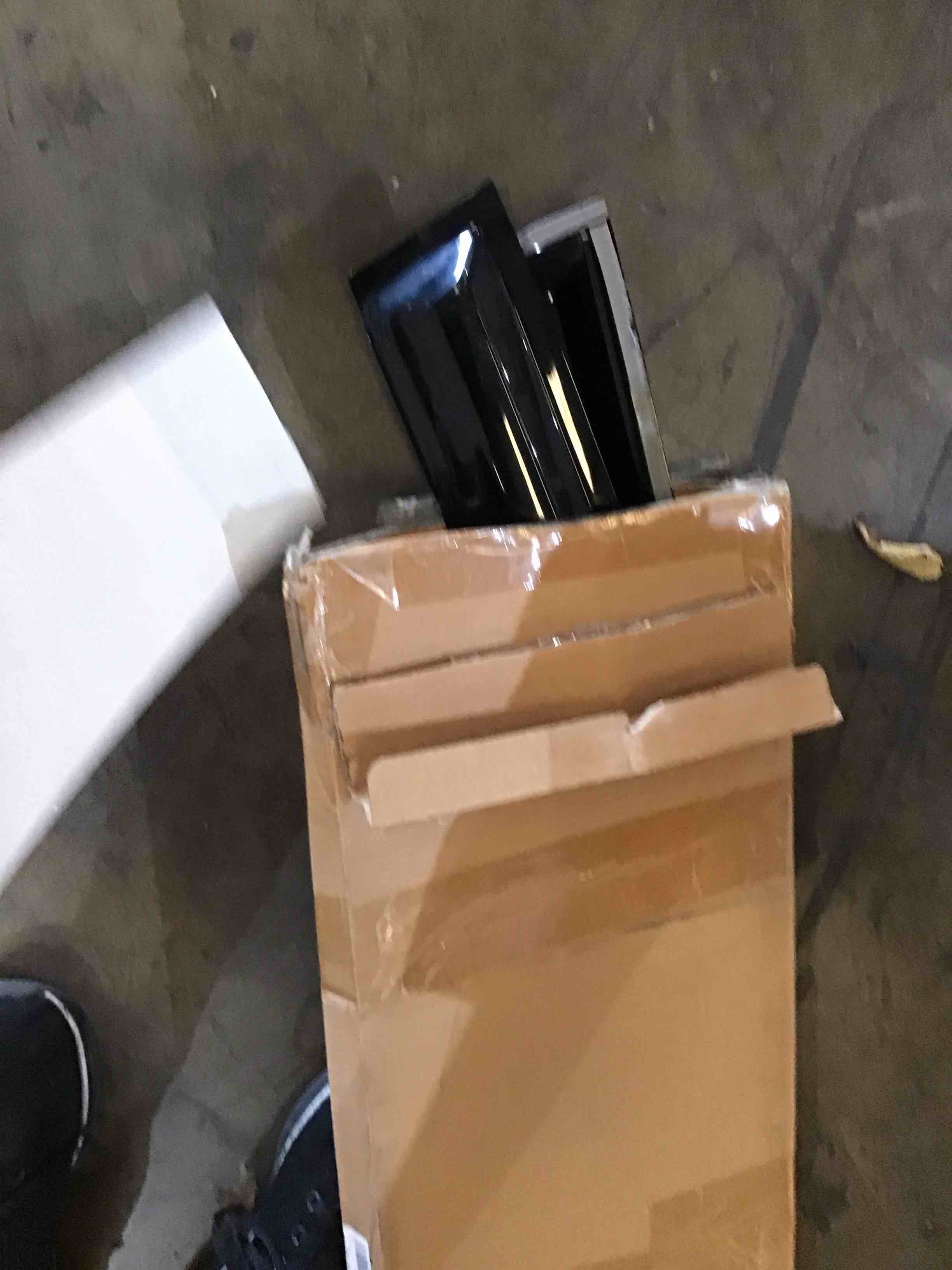 https://s3.amazonaws.com/lotting-images-prod/bidfta/ORG6856807_1728069812756.jpeg