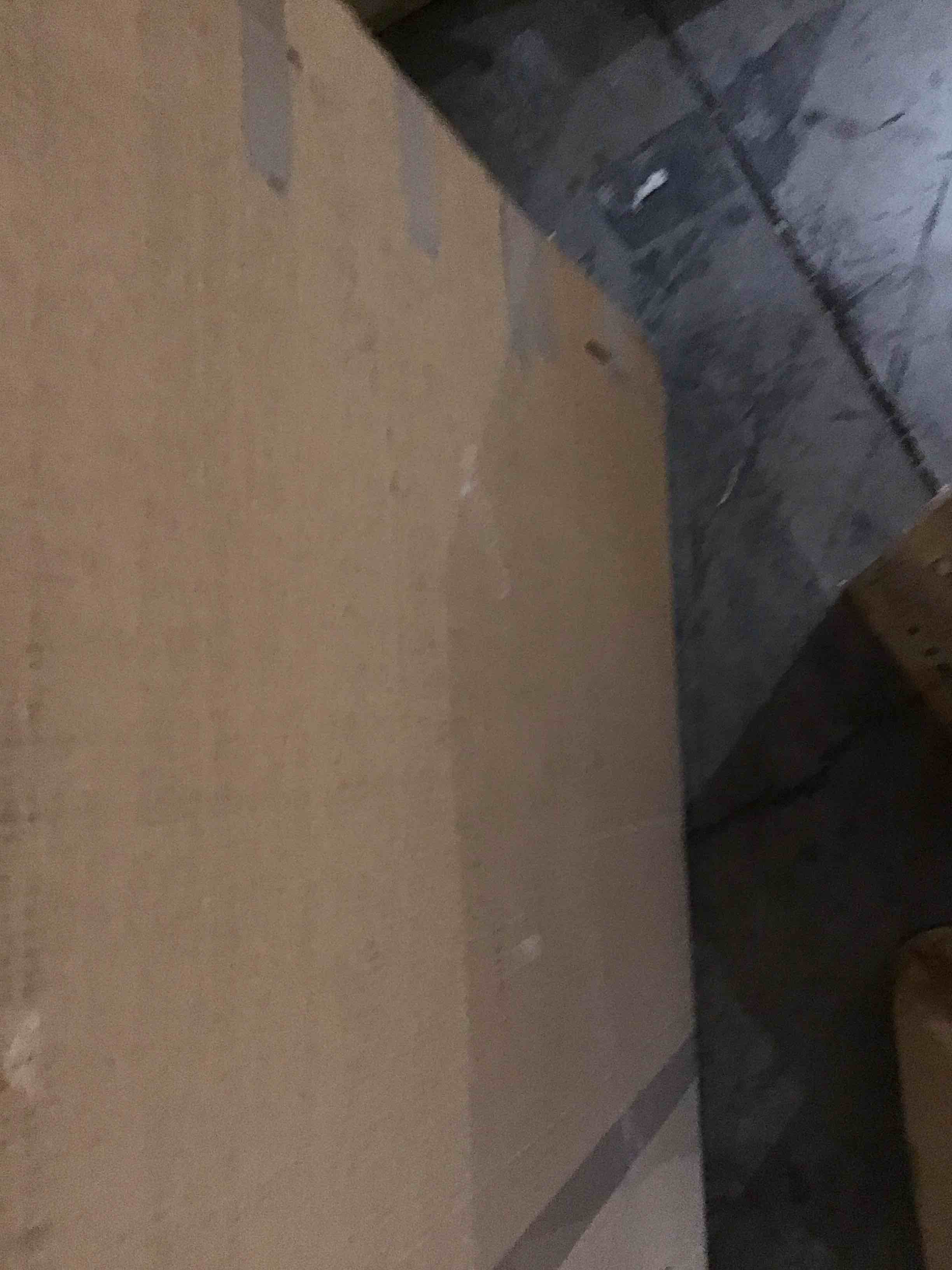 https://s3.amazonaws.com/lotting-images-prod/bidfta/ORG6856868_1728394878587.jpeg