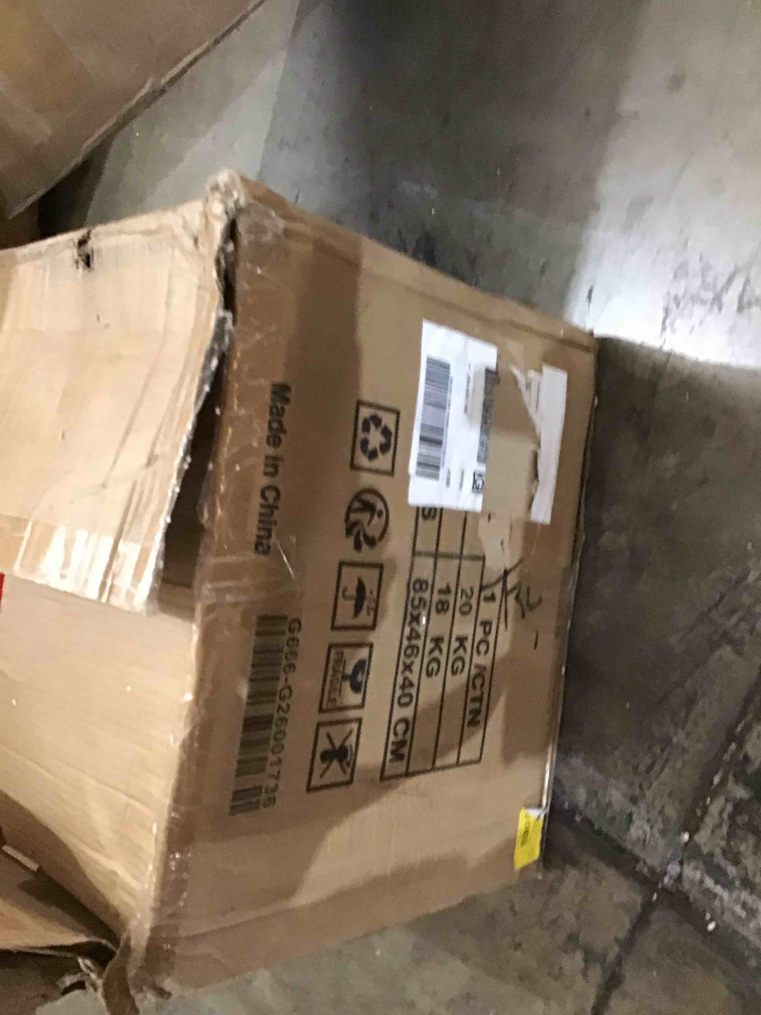 https://s3.amazonaws.com/lotting-images-prod/bidfta/ORG6856871_1728394686294.jpeg