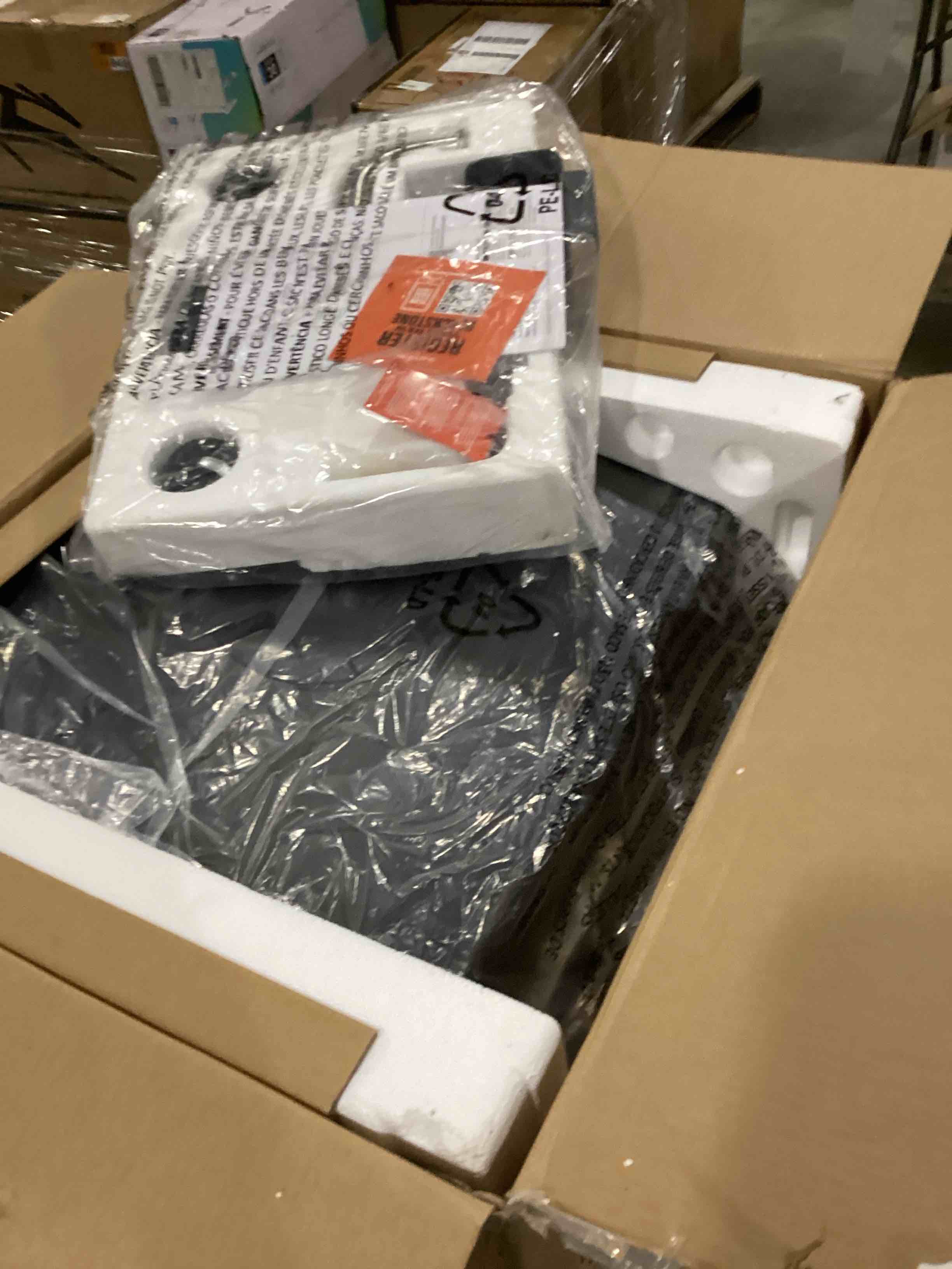 https://s3.amazonaws.com/lotting-images-prod/bidfta/ORG6860704_1736945448355.jpeg