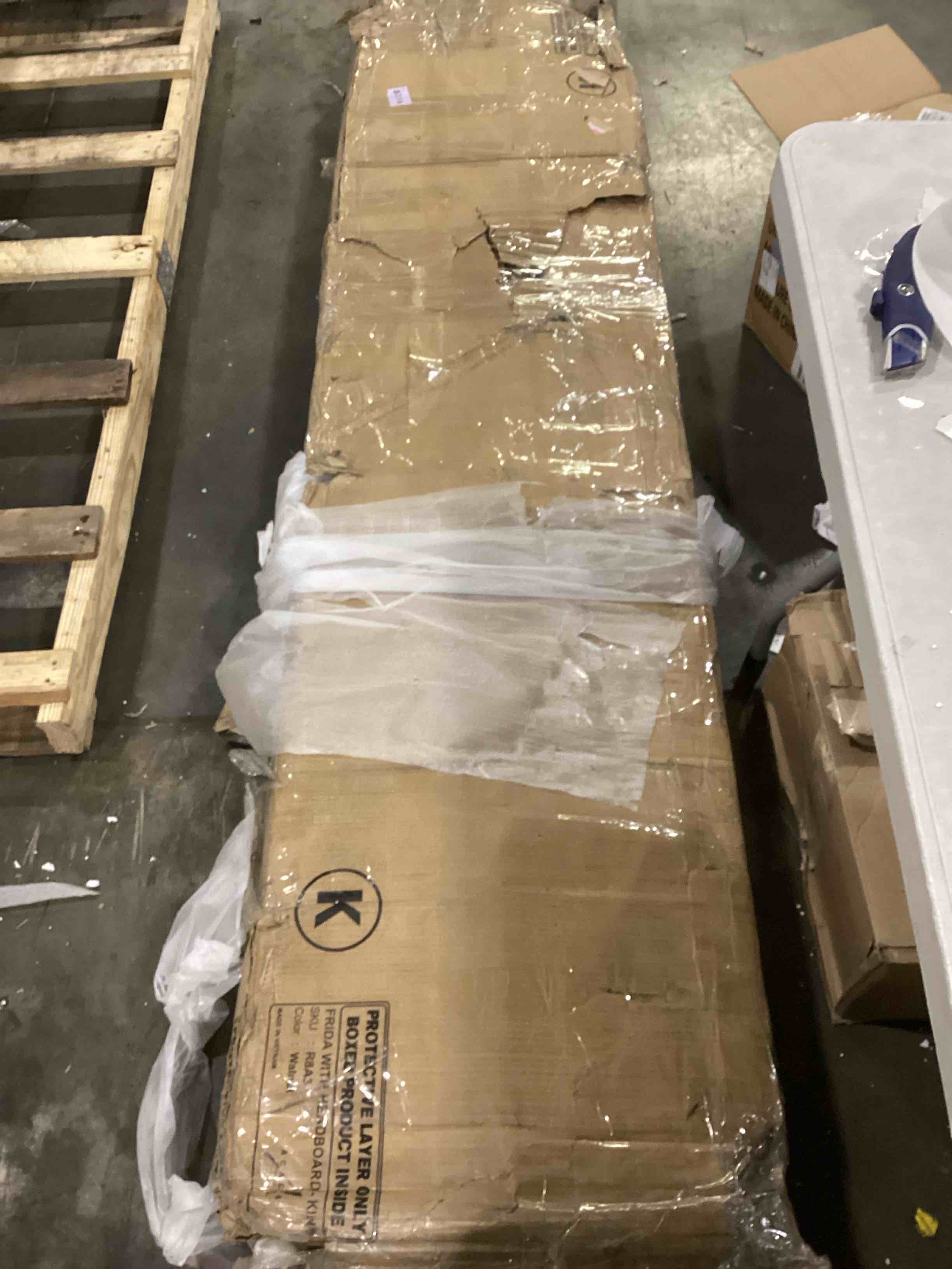 https://s3.amazonaws.com/lotting-images-prod/bidfta/ORG6860731_1736955141640.jpeg