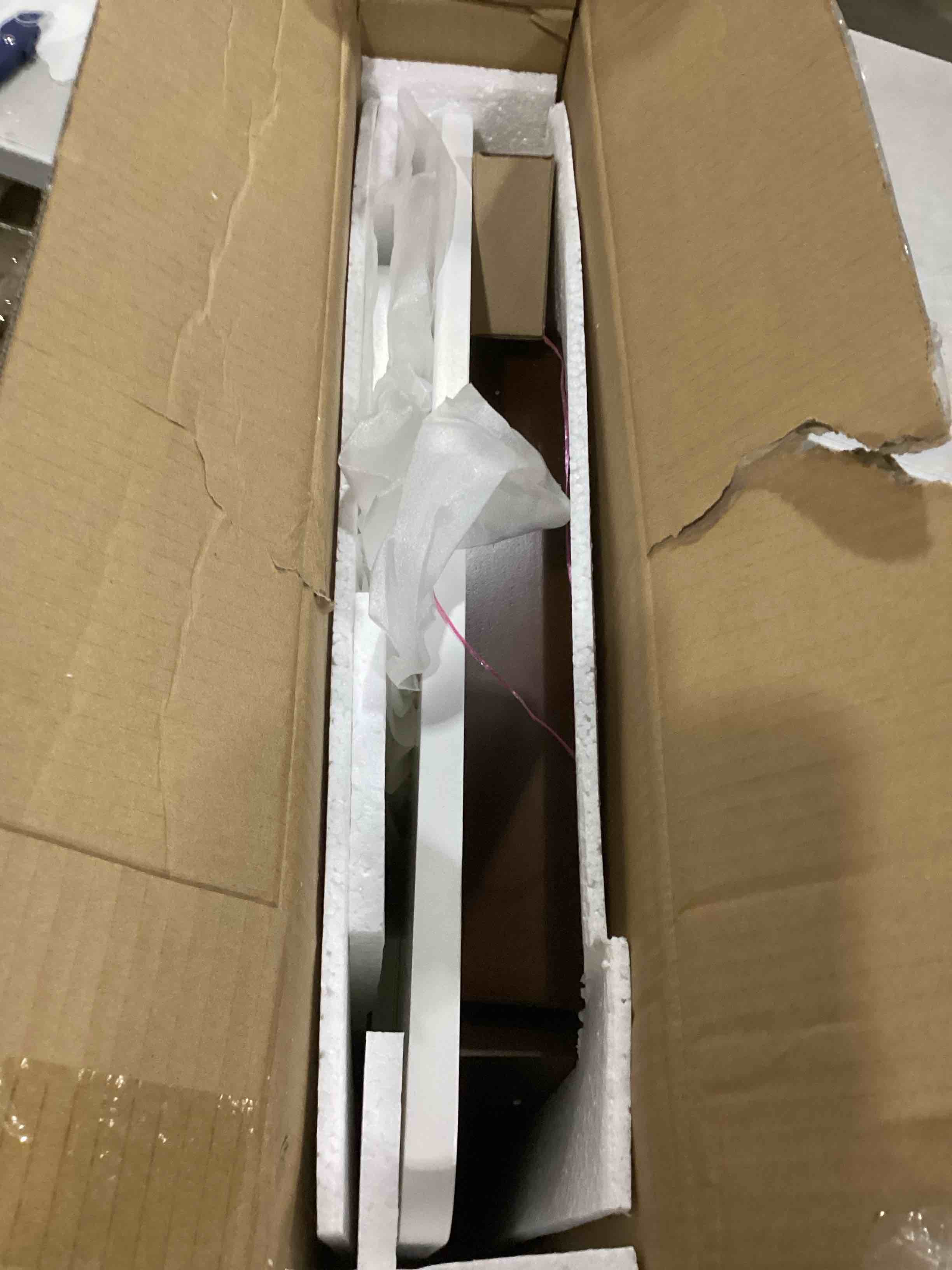 https://s3.amazonaws.com/lotting-images-prod/bidfta/ORG6860733_1736956132192.jpeg