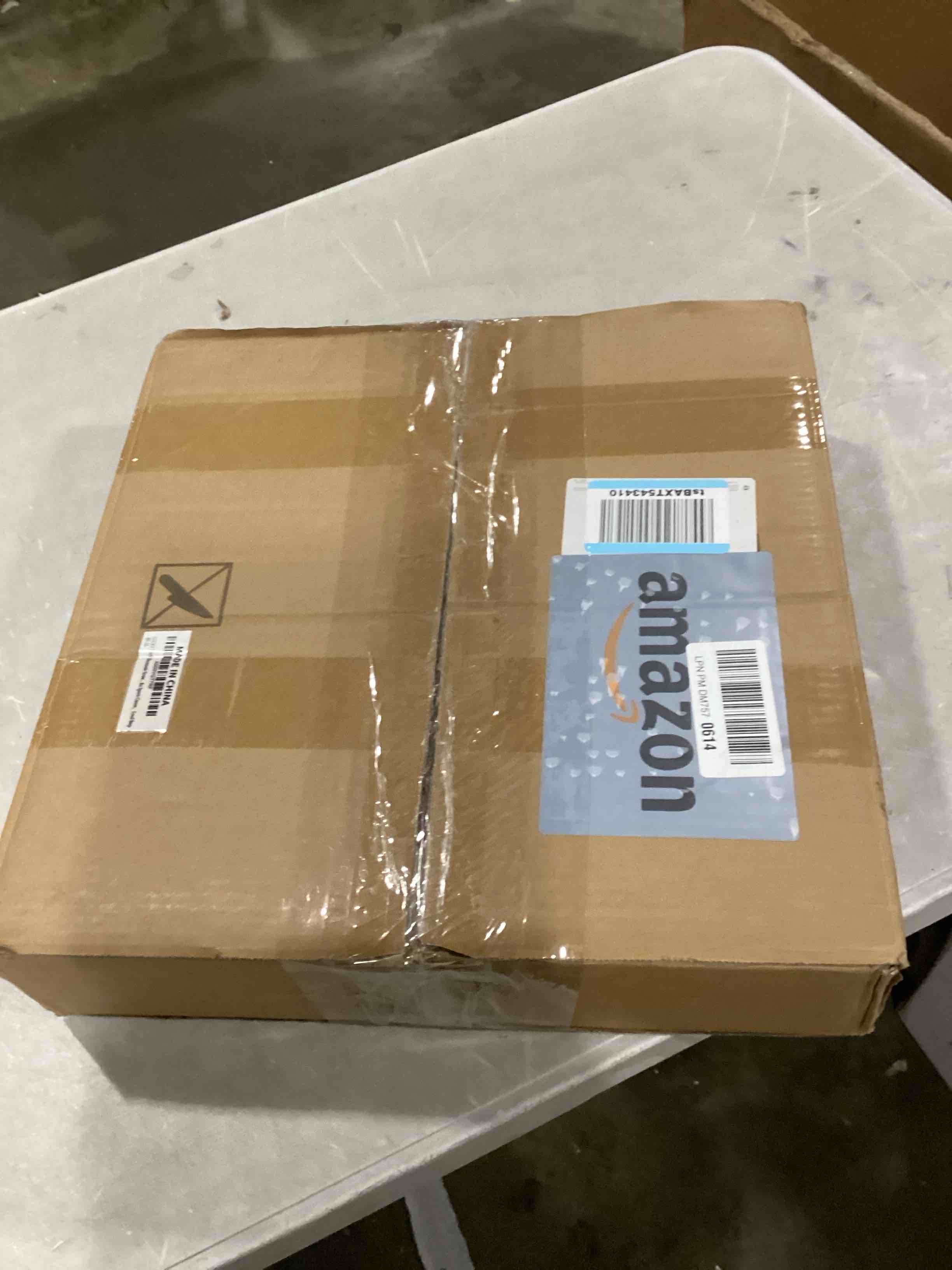 https://s3.amazonaws.com/lotting-images-prod/bidfta/ORG6860765_1736962972416.jpeg