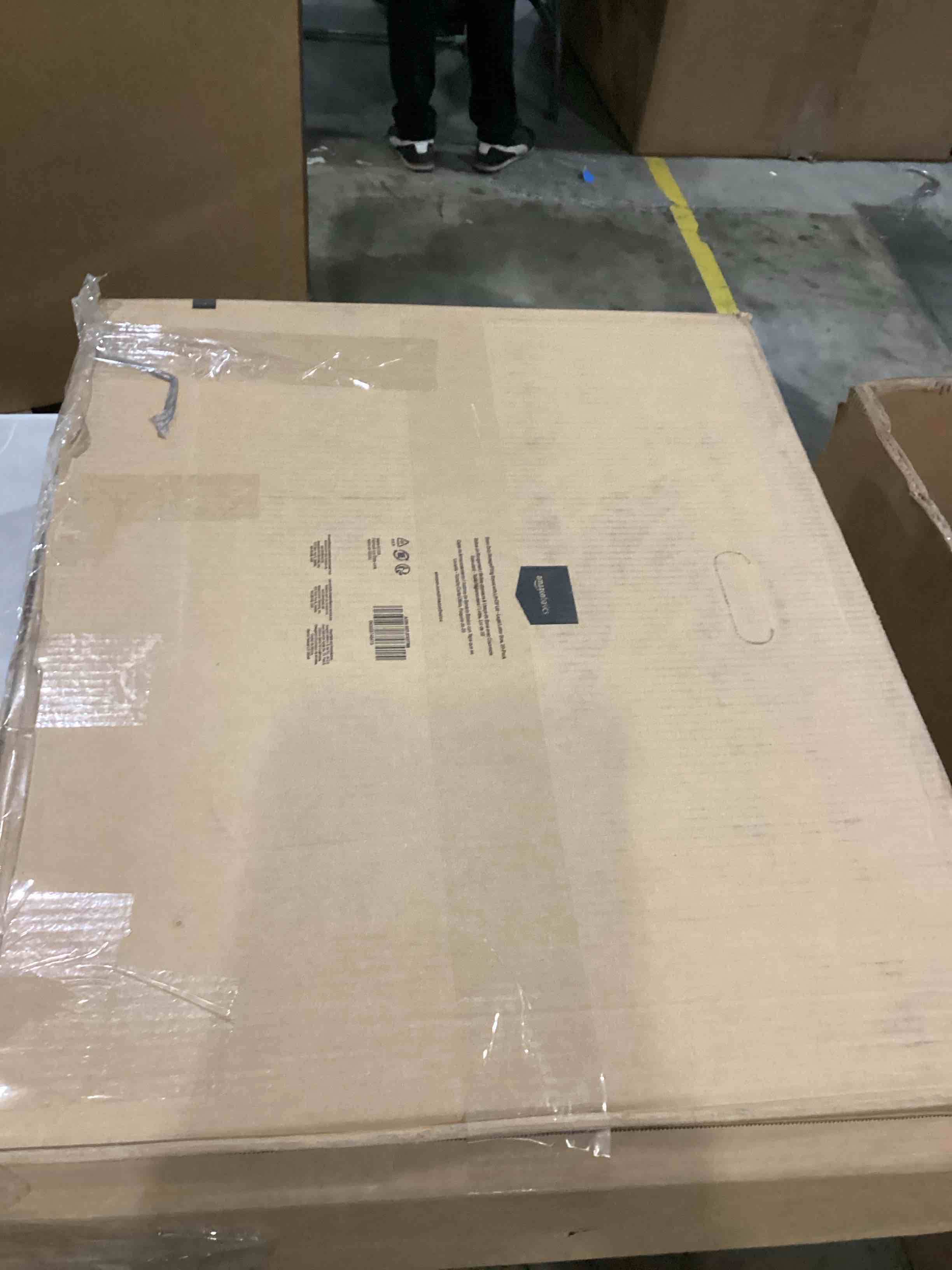 https://s3.amazonaws.com/lotting-images-prod/bidfta/ORG6860835_1737037111241.jpeg