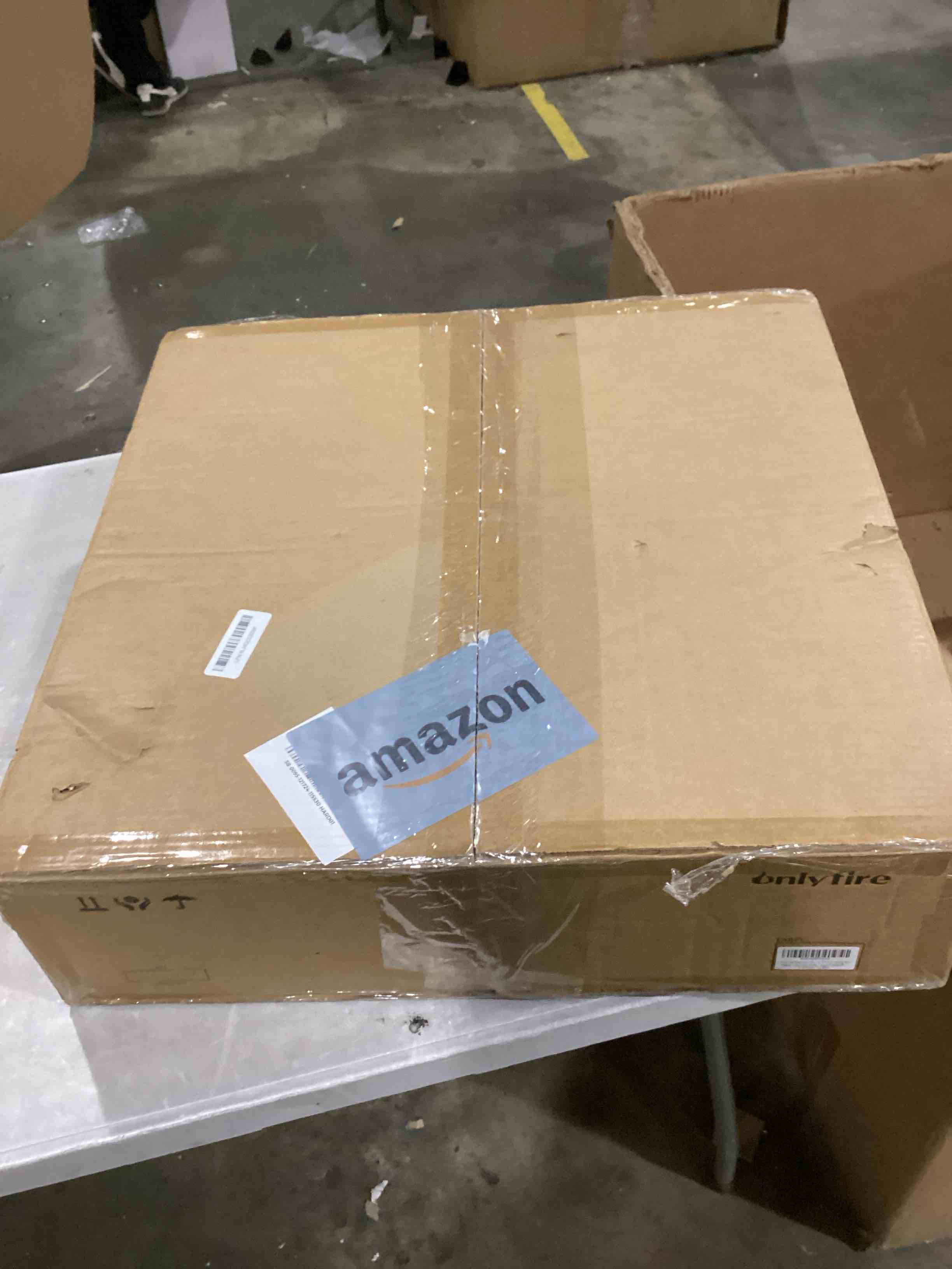 https://s3.amazonaws.com/lotting-images-prod/bidfta/ORG6861357_1737567913270.jpeg