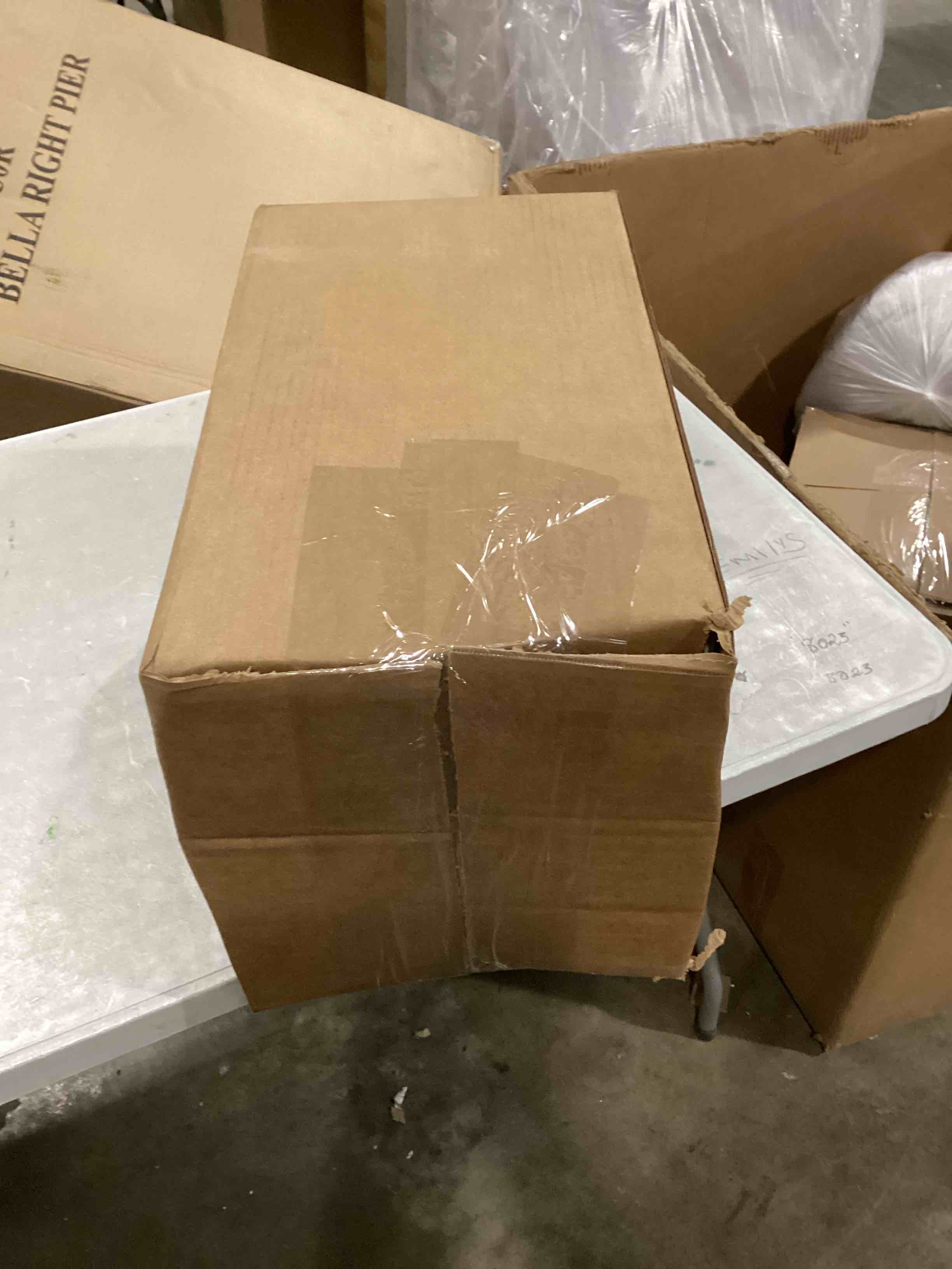 https://s3.amazonaws.com/lotting-images-prod/bidfta/ORG6861363_1737569565100.jpeg