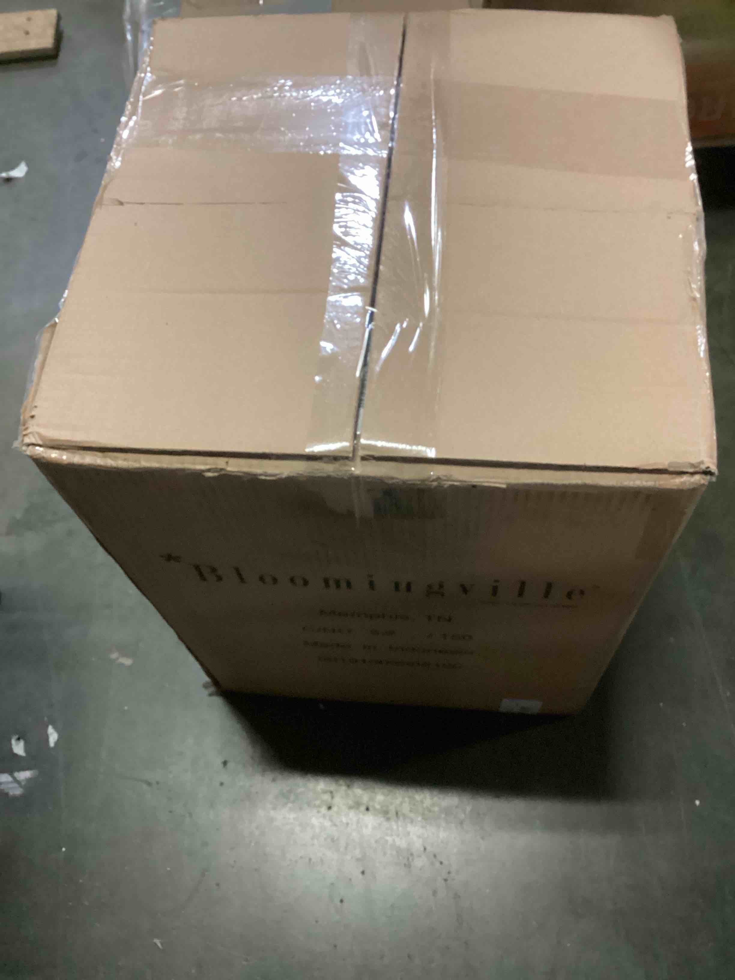 https://s3.amazonaws.com/lotting-images-prod/bidfta/ORG6862075_1730123188917.jpeg