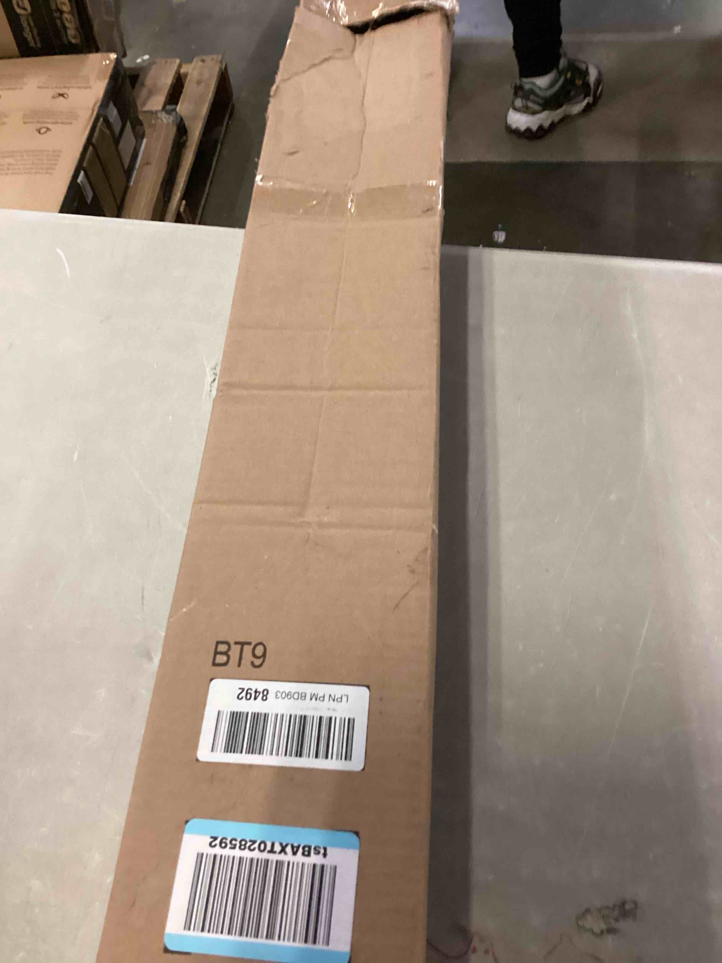 https://s3.amazonaws.com/lotting-images-prod/bidfta/ORG6862188_1730200163345.jpeg