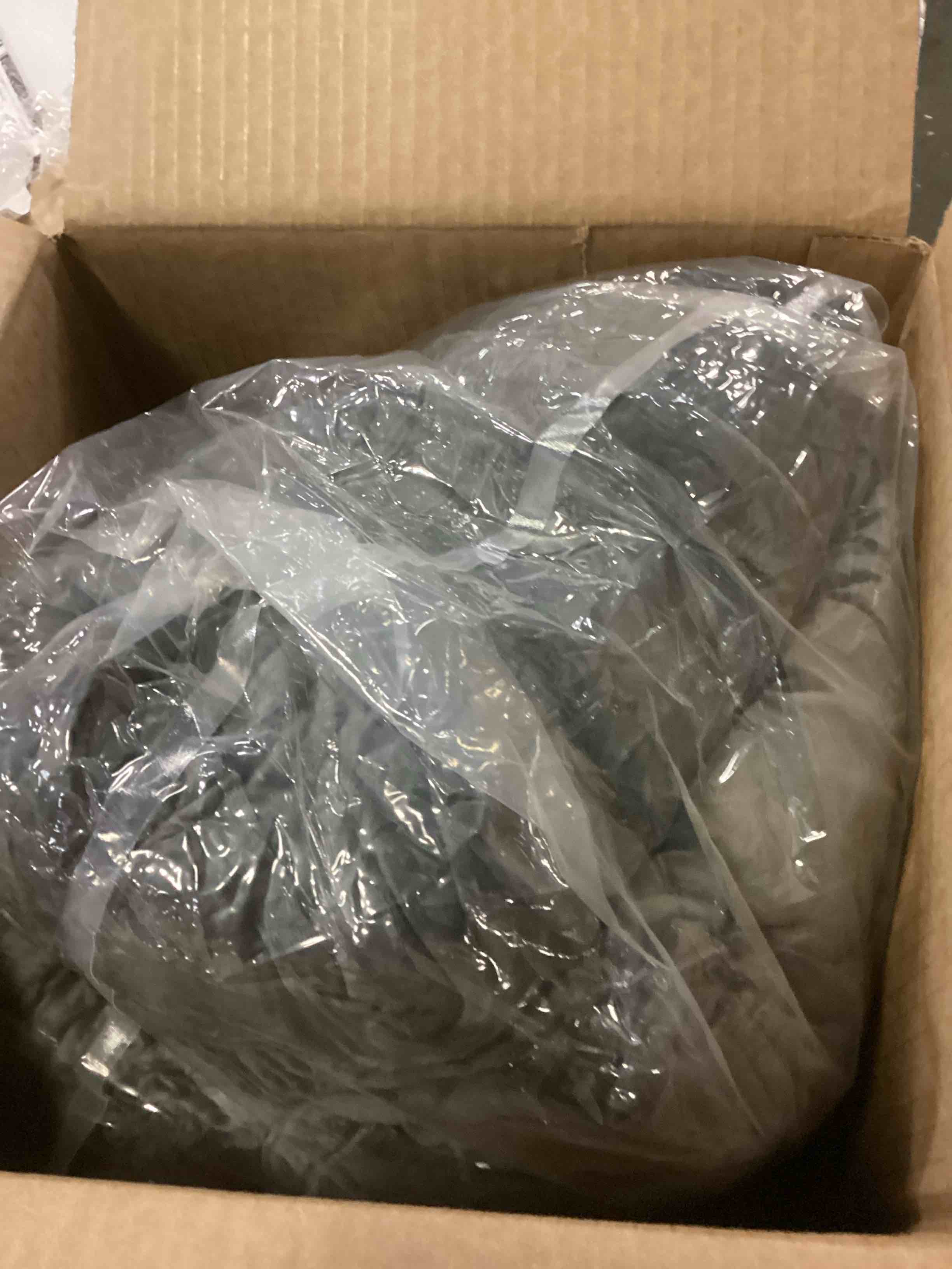 https://s3.amazonaws.com/lotting-images-prod/bidfta/ORG6862378_1730295253189.jpeg