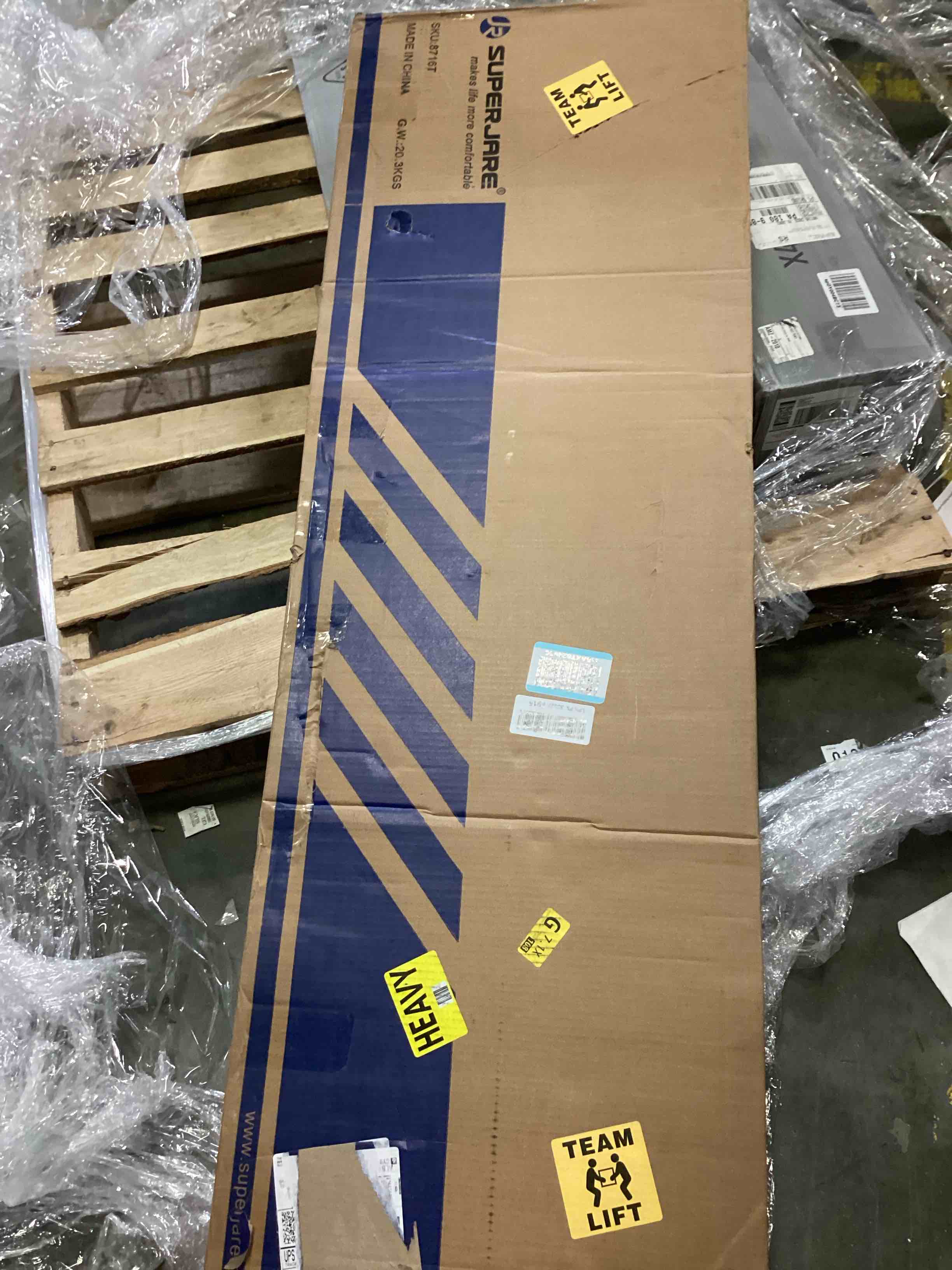 https://s3.amazonaws.com/lotting-images-prod/bidfta/ORG6862614_1730465502098.jpeg