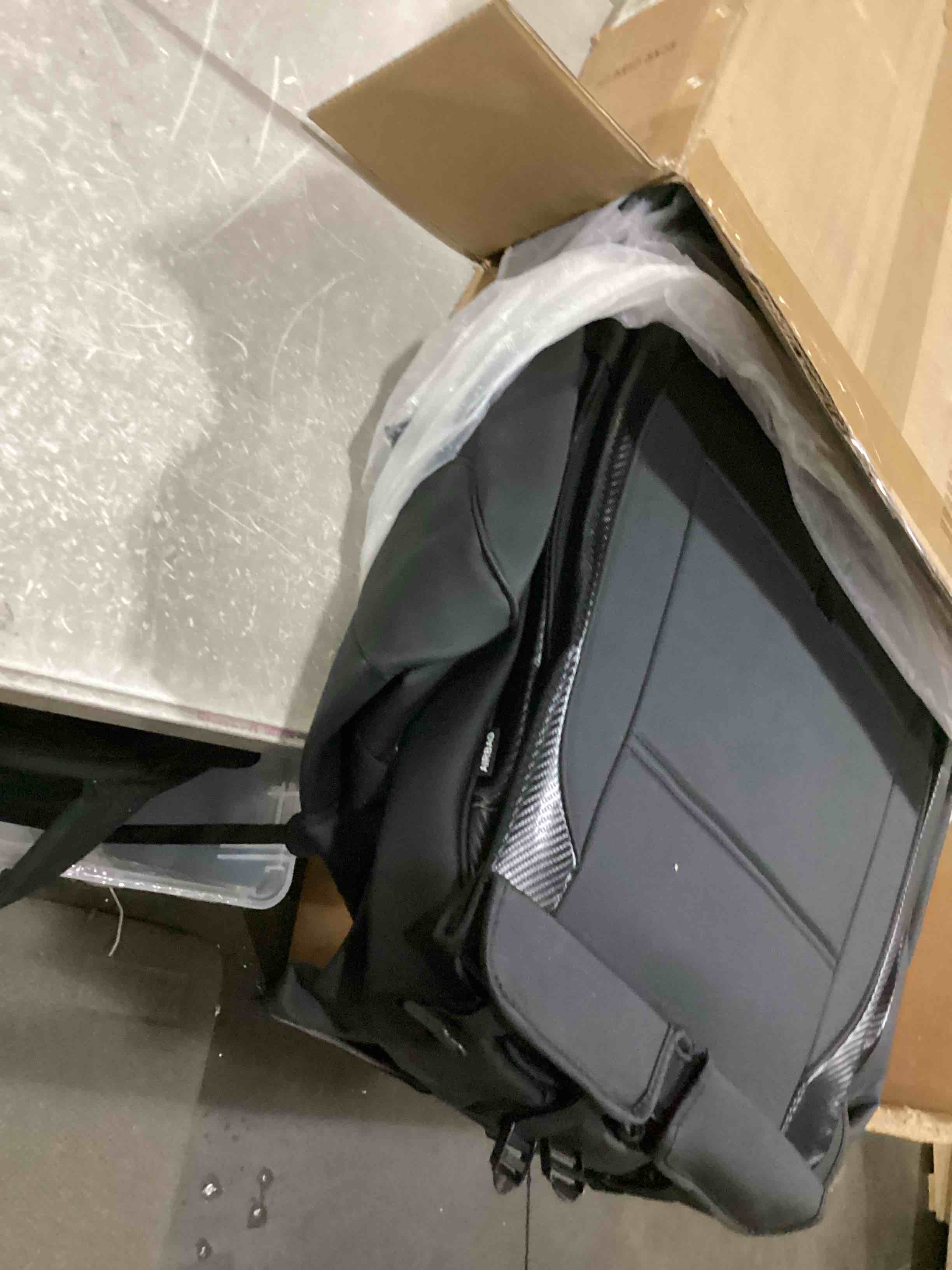 https://s3.amazonaws.com/lotting-images-prod/bidfta/ORG6863441_1730811652385.jpeg