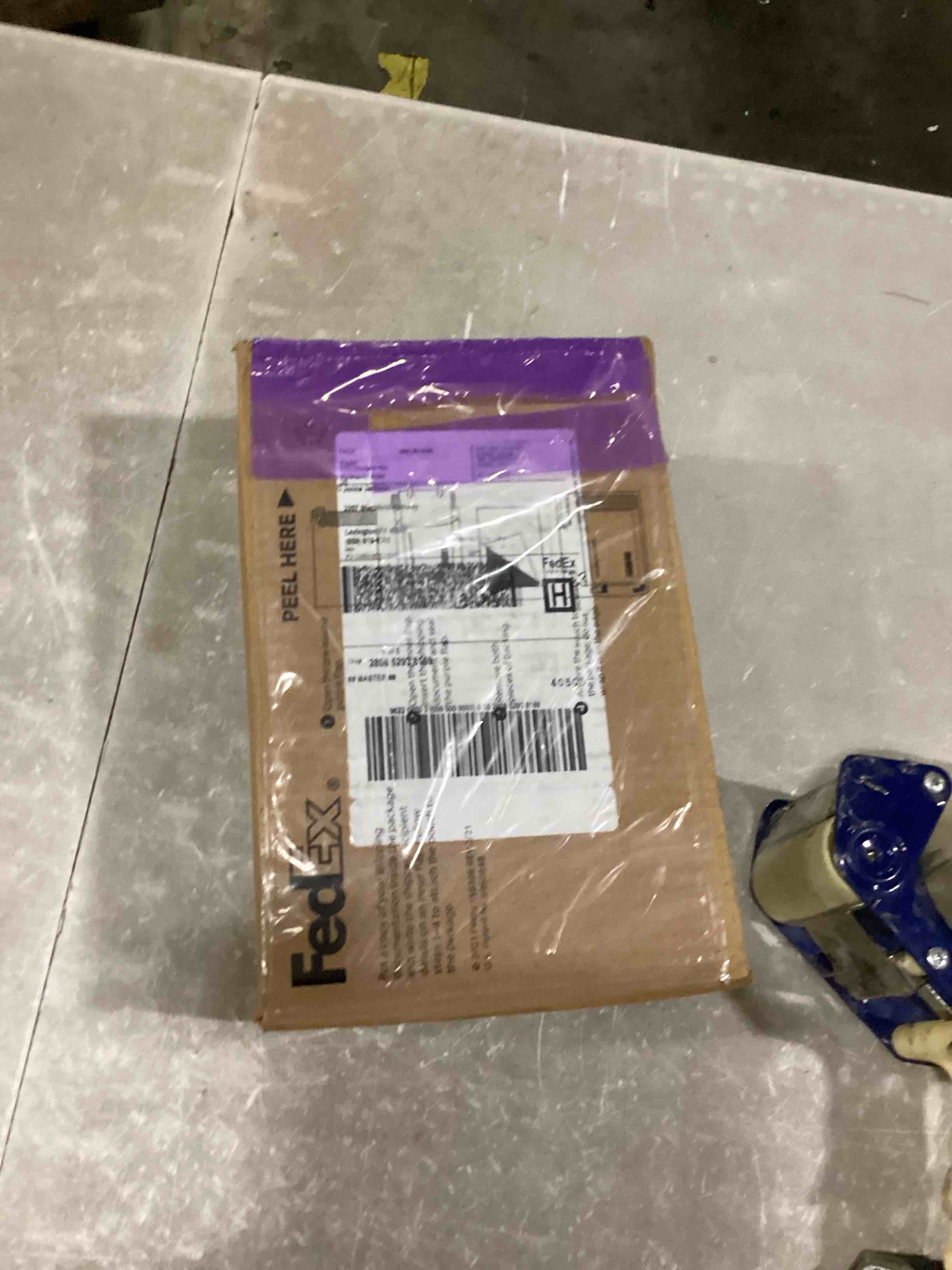 https://s3.amazonaws.com/lotting-images-prod/bidfta/ORG6863462_1730816028300.jpeg