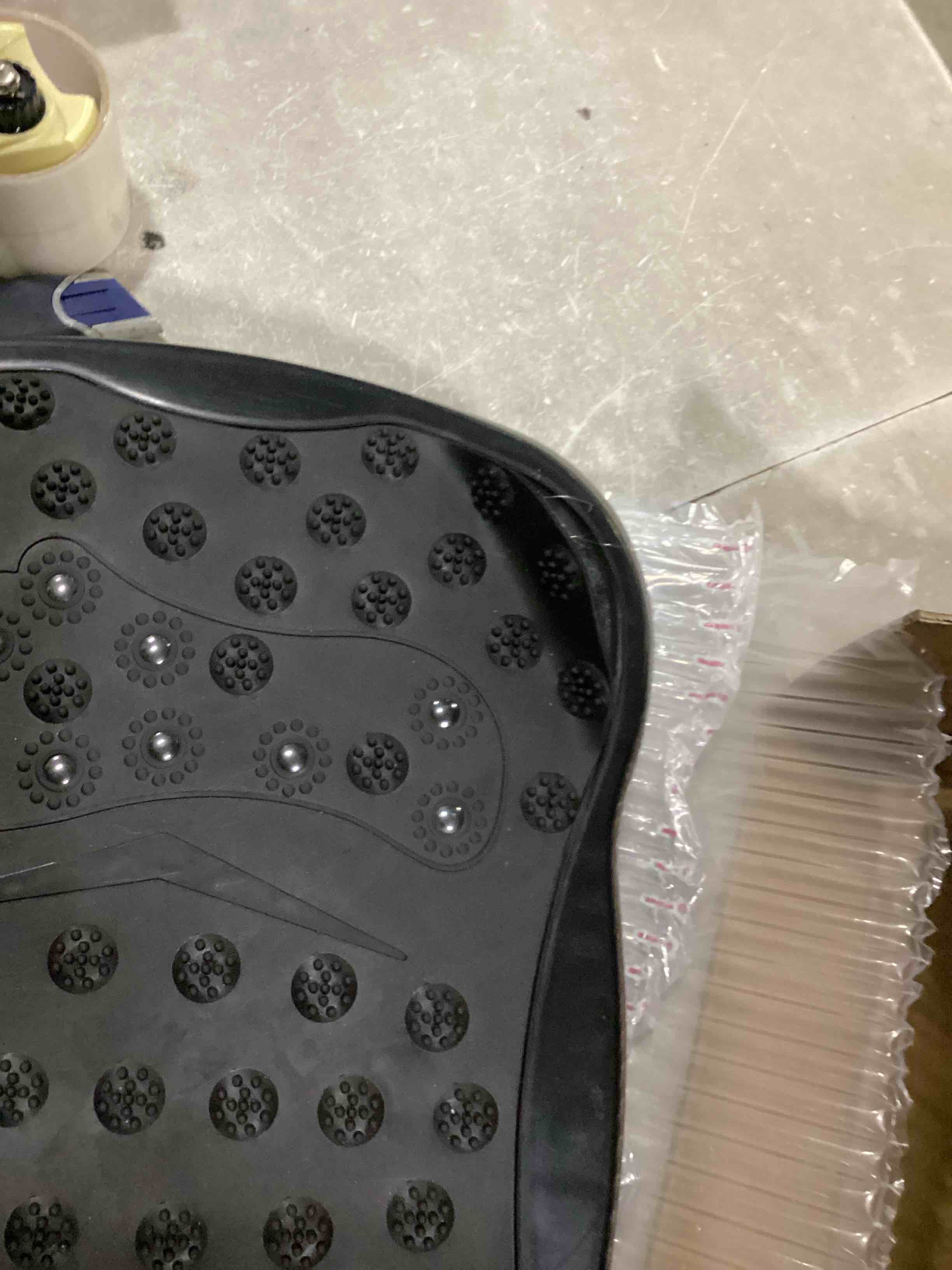 https://s3.amazonaws.com/lotting-images-prod/bidfta/ORG6863591_1730906460590.jpeg