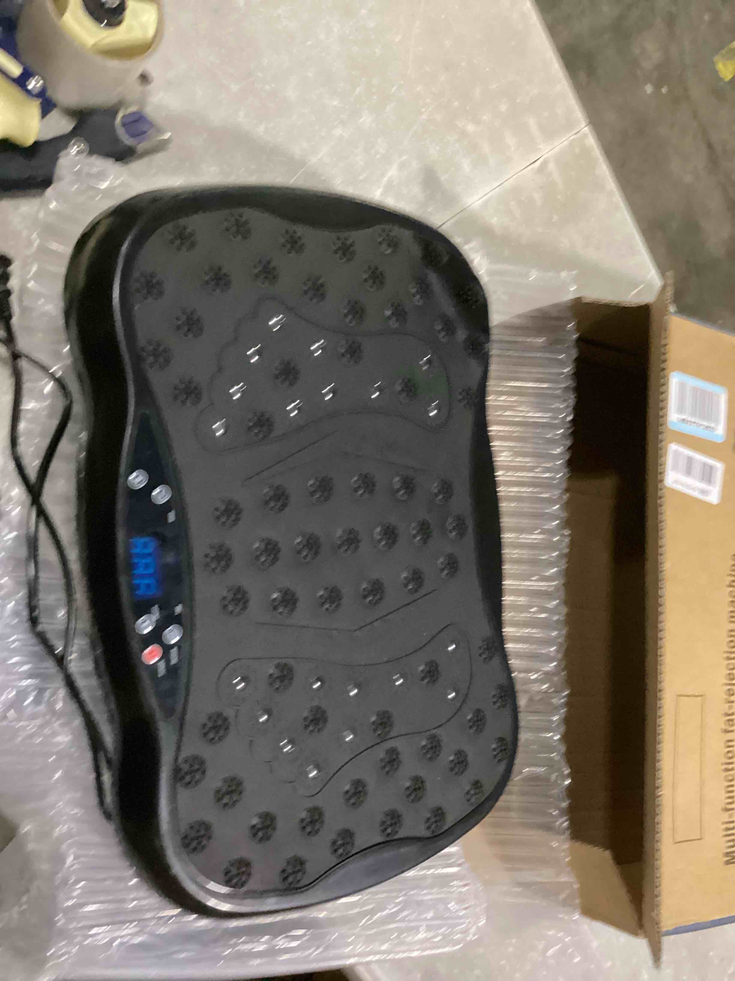 https://s3.amazonaws.com/lotting-images-prod/bidfta/ORG6863591_1730906462612.jpeg