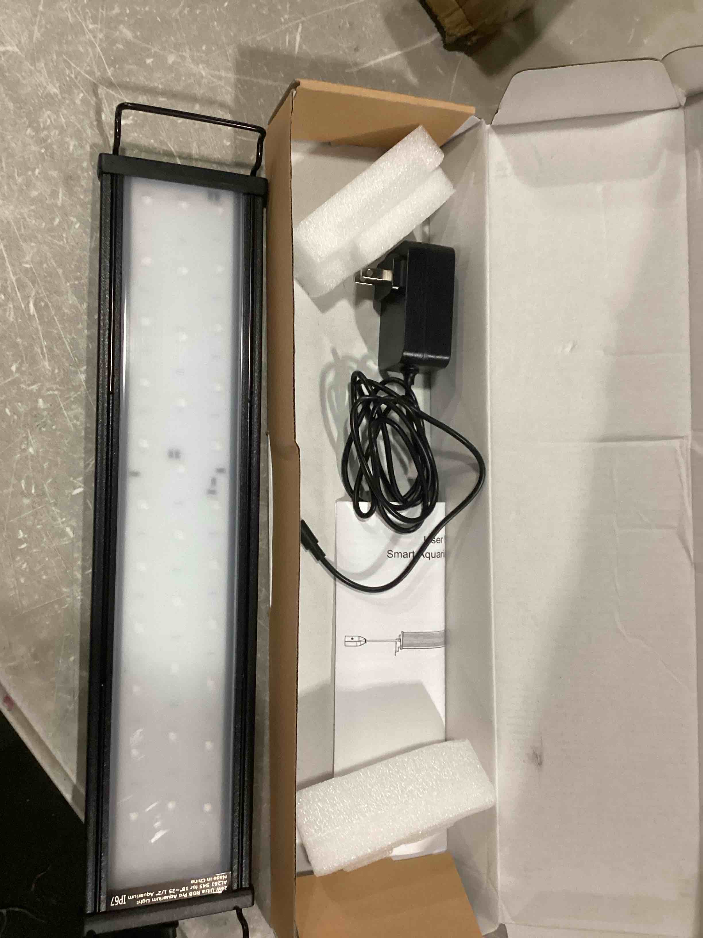 https://s3.amazonaws.com/lotting-images-prod/bidfta/ORG6863962_1731342466470.jpeg
