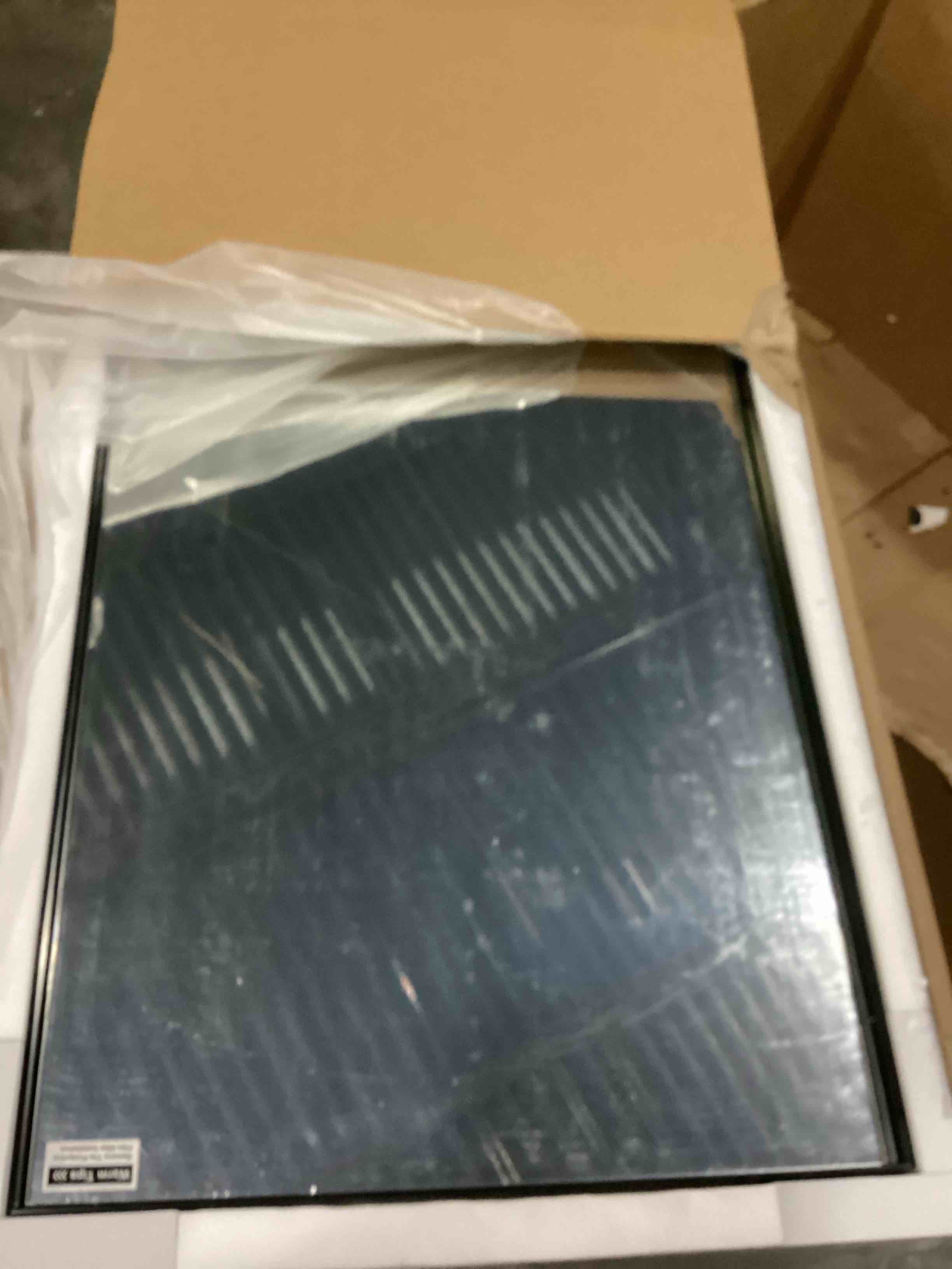 https://s3.amazonaws.com/lotting-images-prod/bidfta/ORG6863990_1731348849258.jpeg