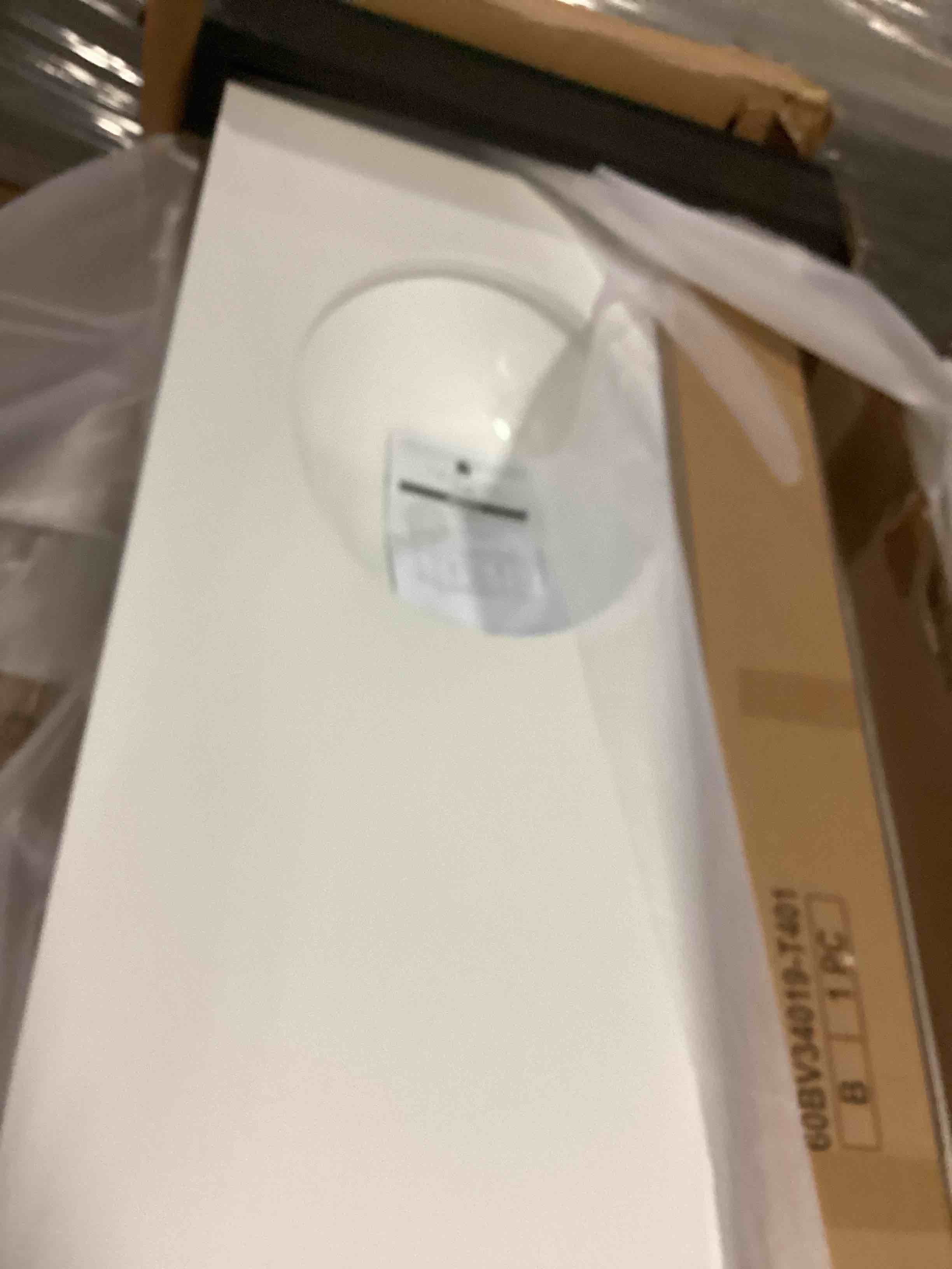 https://s3.amazonaws.com/lotting-images-prod/bidfta/ORG6864179_1731609669848.jpeg