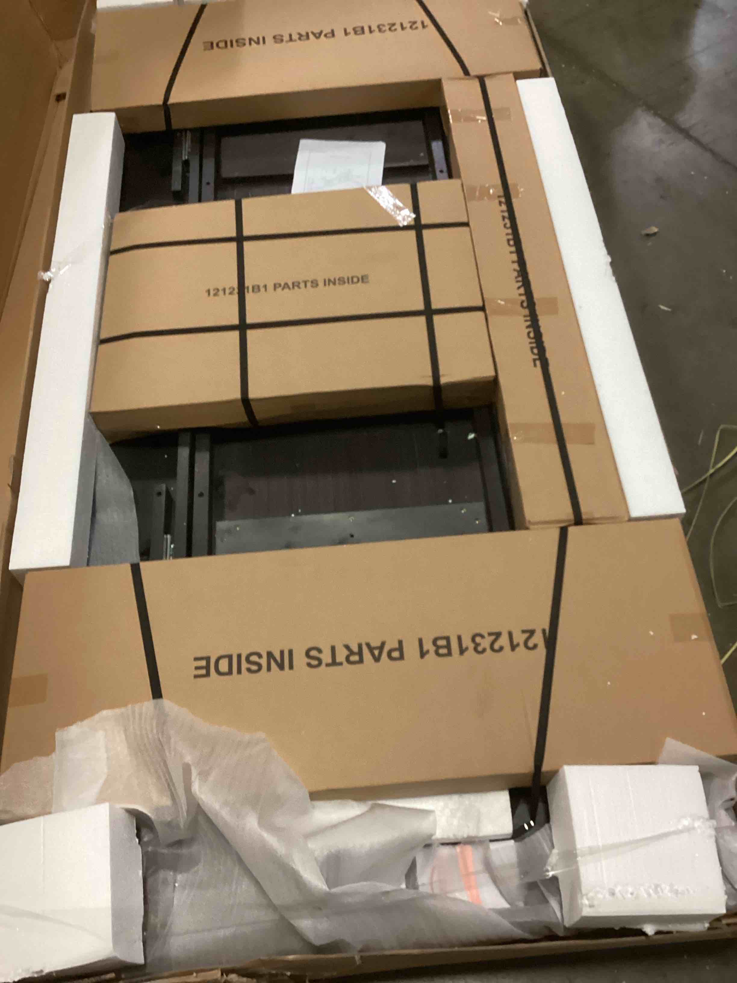 https://s3.amazonaws.com/lotting-images-prod/bidfta/ORG6864182_1731612524662.jpeg