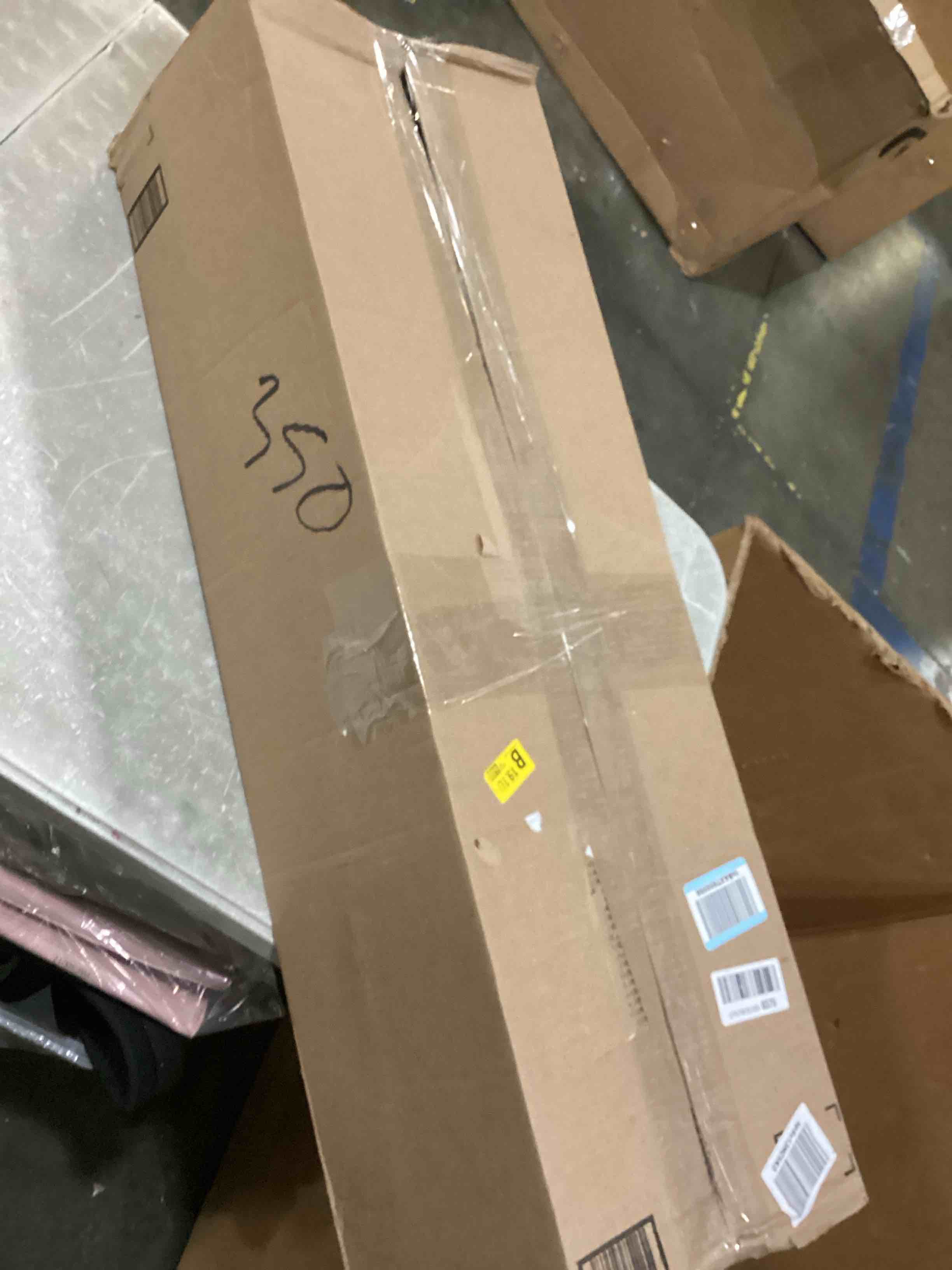 https://s3.amazonaws.com/lotting-images-prod/bidfta/ORG6864304_1731934381738.jpeg