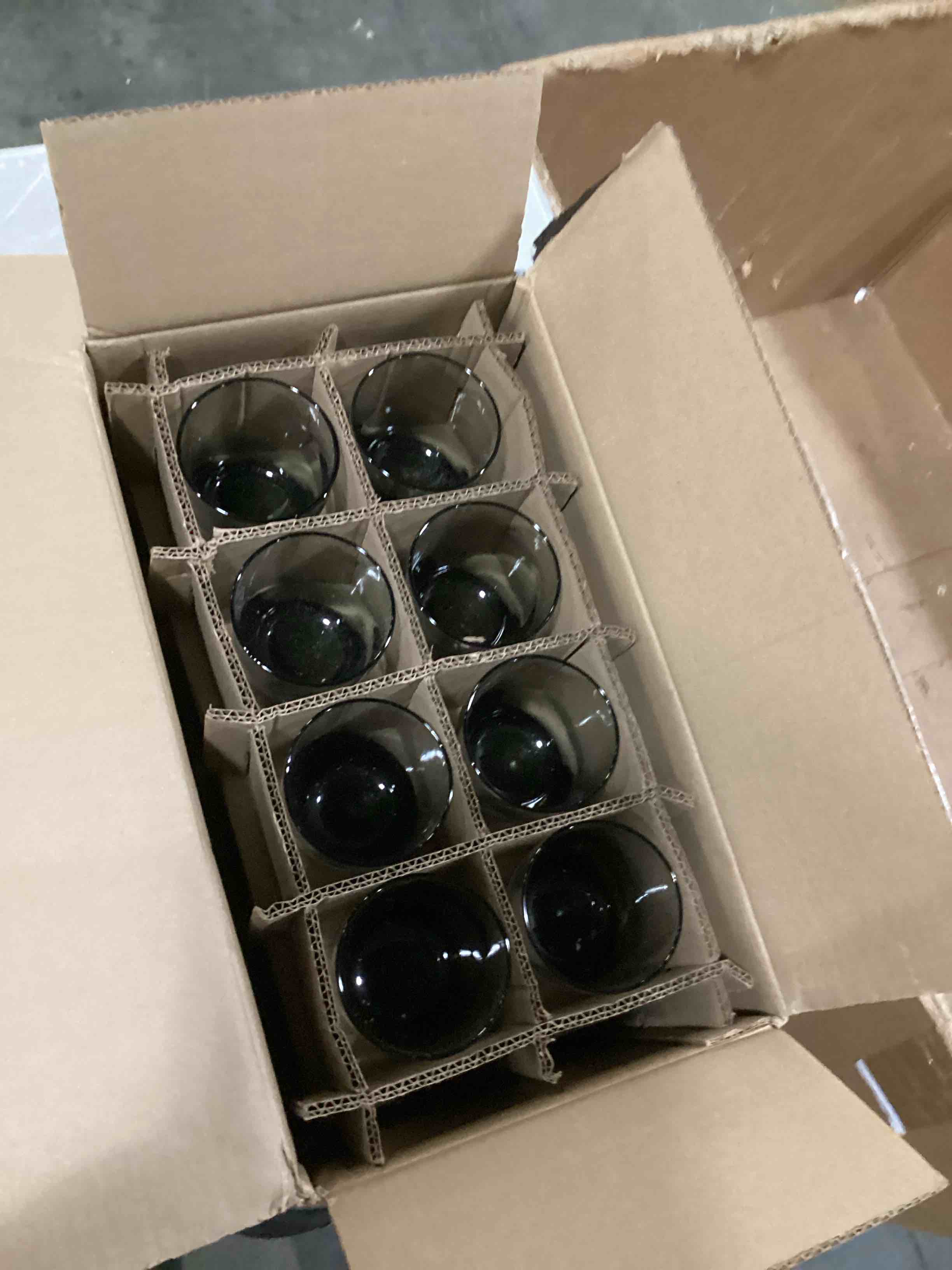 https://s3.amazonaws.com/lotting-images-prod/bidfta/ORG6864376_1731952315040.jpeg