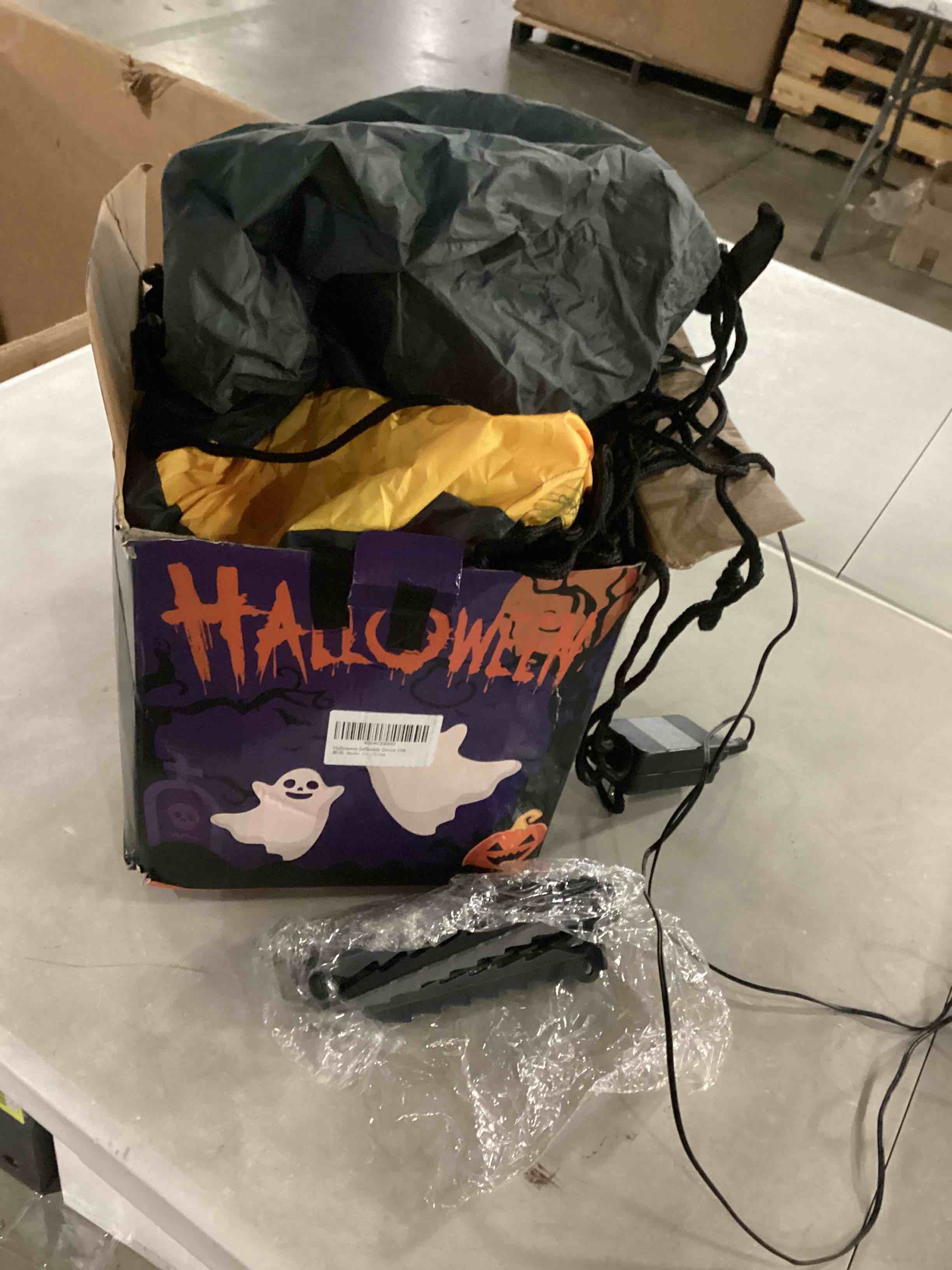 https://s3.amazonaws.com/lotting-images-prod/bidfta/ORG6864559_1730811101880.jpeg