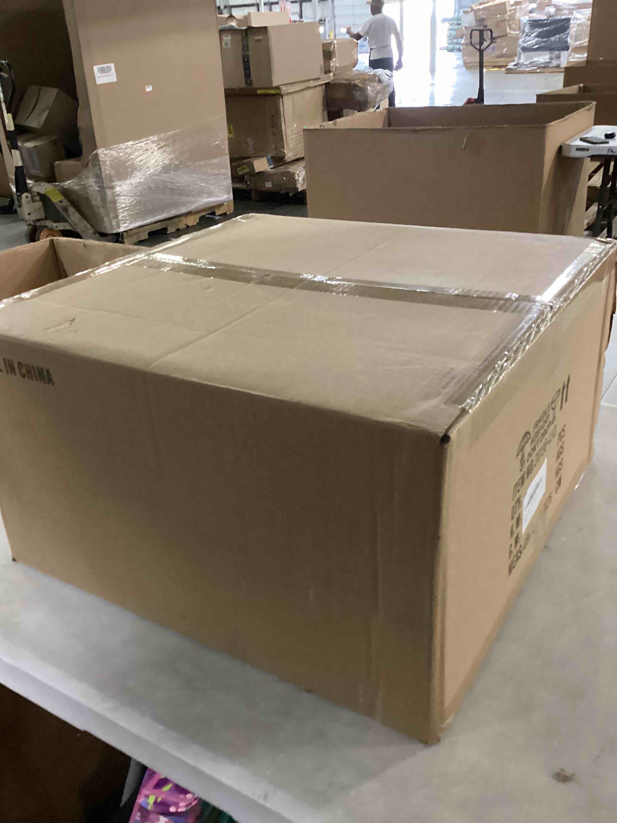 https://s3.amazonaws.com/lotting-images-prod/bidfta/ORG6864640_1730824597510.jpeg