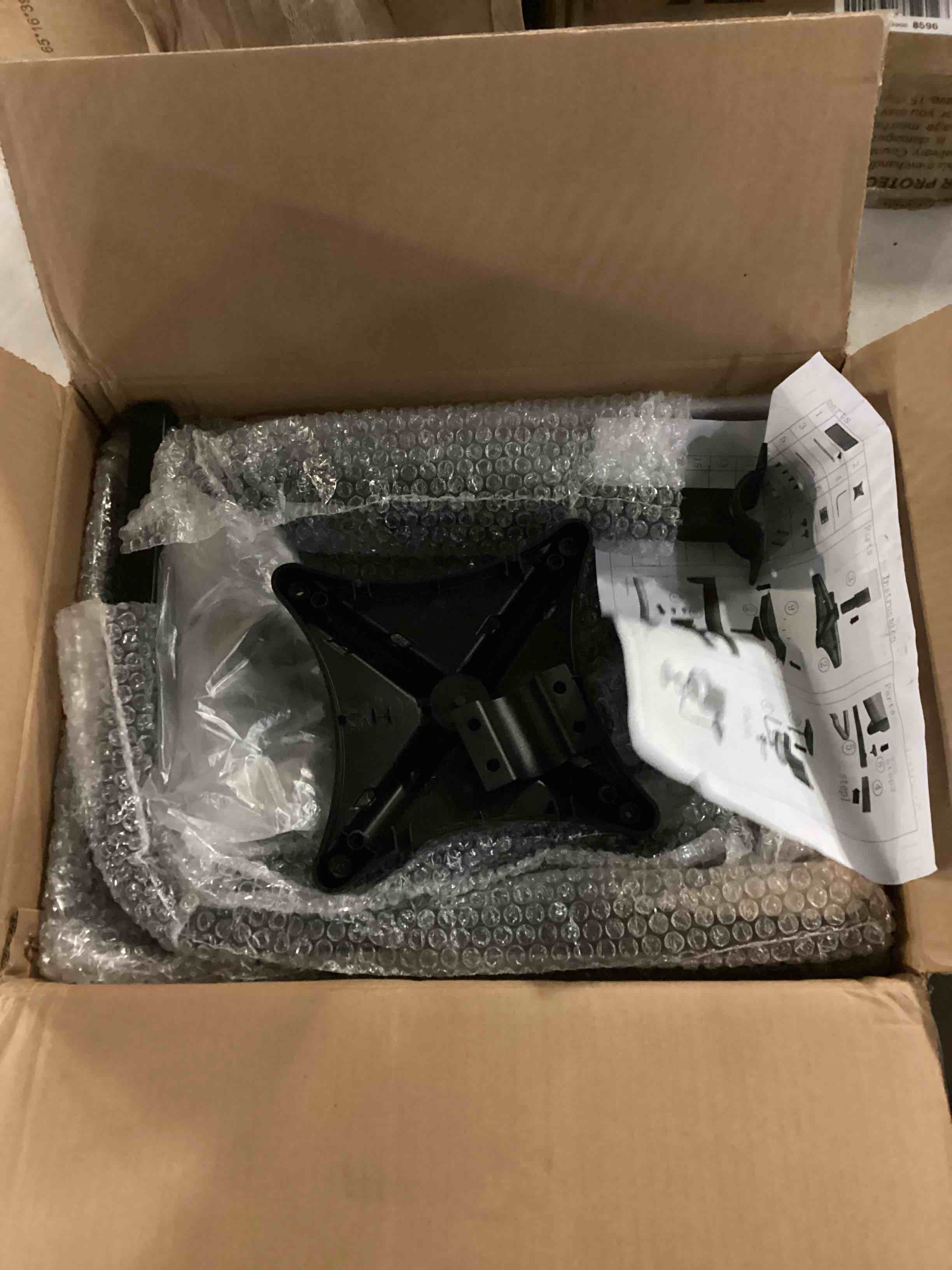 https://s3.amazonaws.com/lotting-images-prod/bidfta/ORG6864751_1730909866224.jpeg