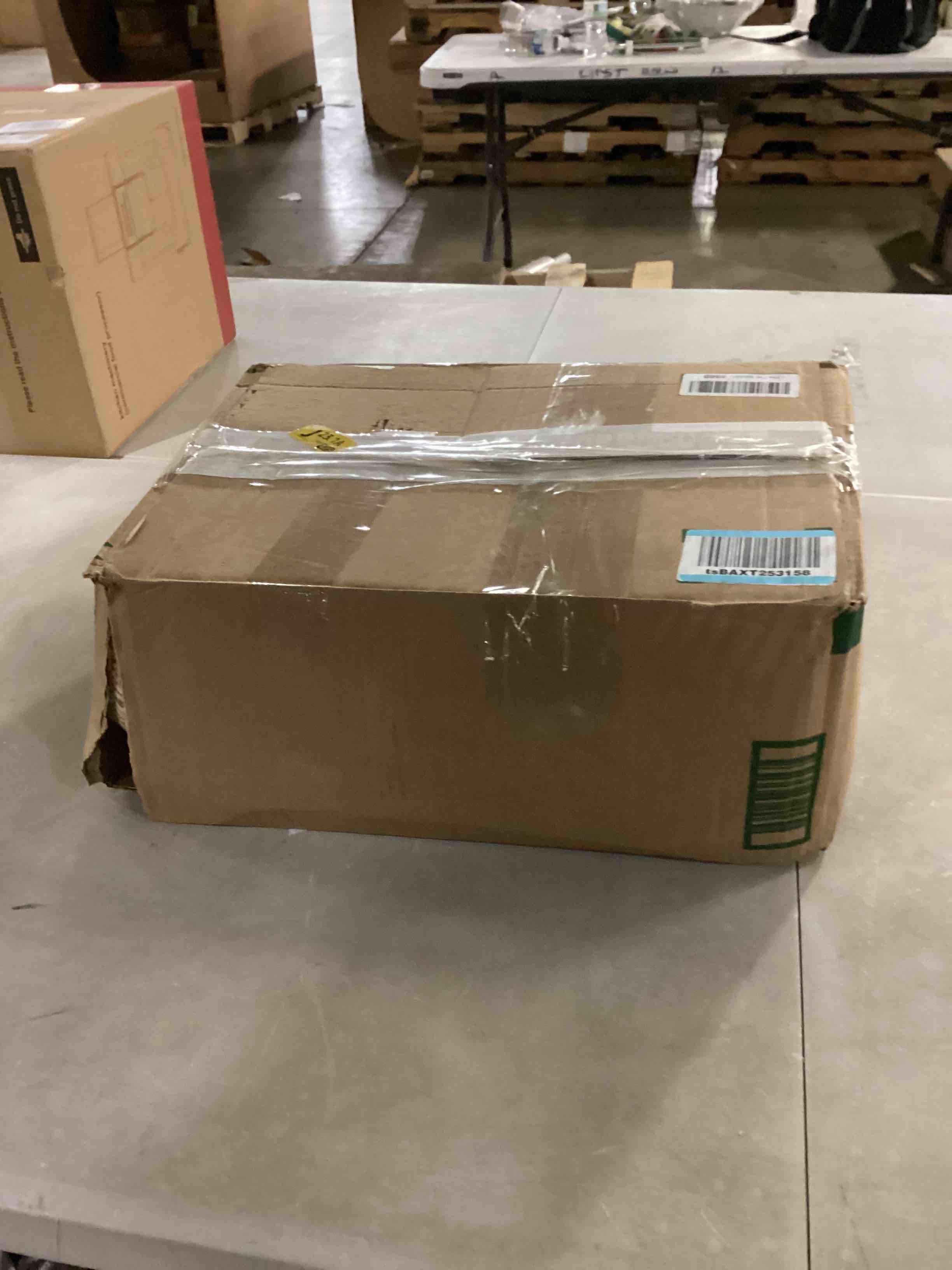 https://s3.amazonaws.com/lotting-images-prod/bidfta/ORG6864951_1731009231823.jpeg