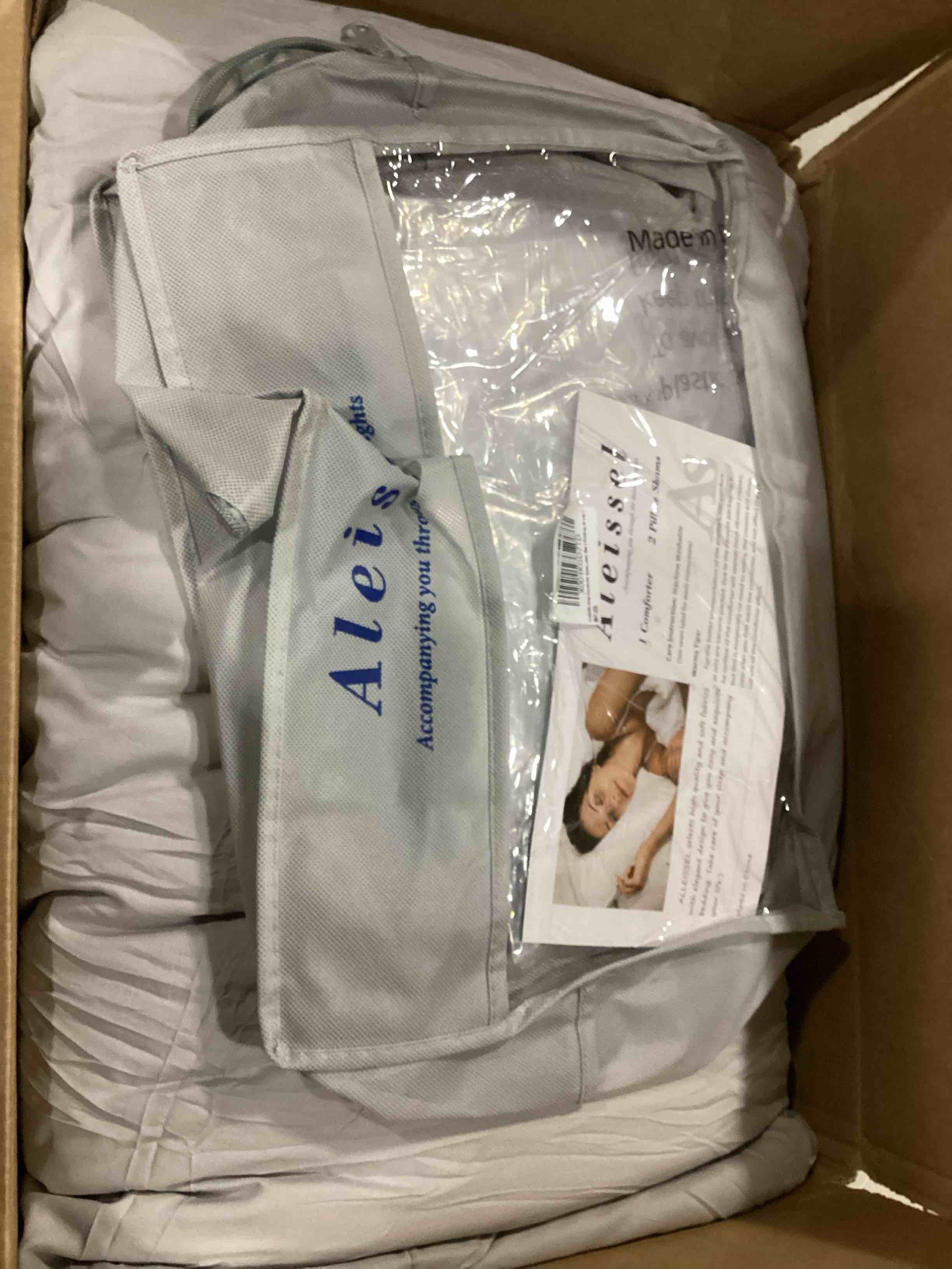 https://s3.amazonaws.com/lotting-images-prod/bidfta/ORG6865980_1731415951685.jpeg