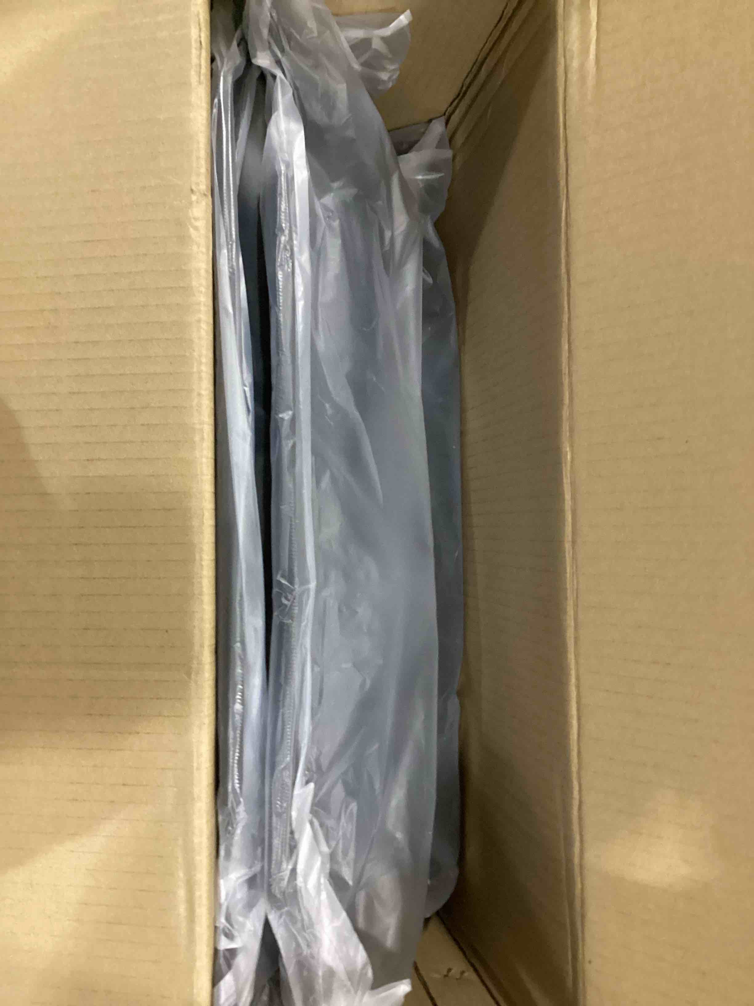 https://s3.amazonaws.com/lotting-images-prod/bidfta/ORG6866323_1731681230168.jpeg