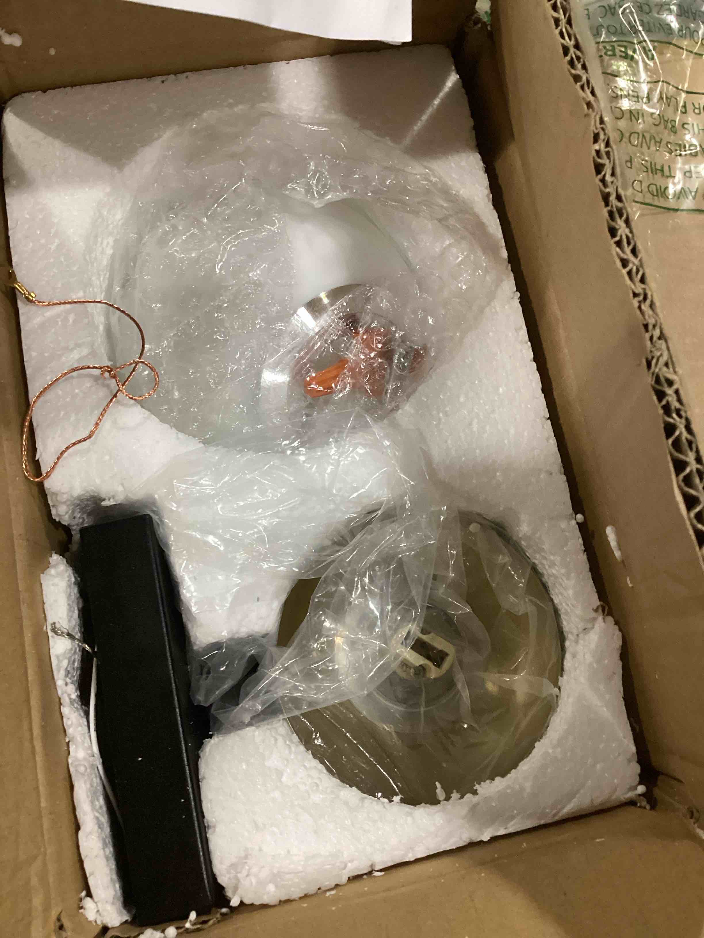 https://s3.amazonaws.com/lotting-images-prod/bidfta/ORG6866390_1731692926273.jpeg