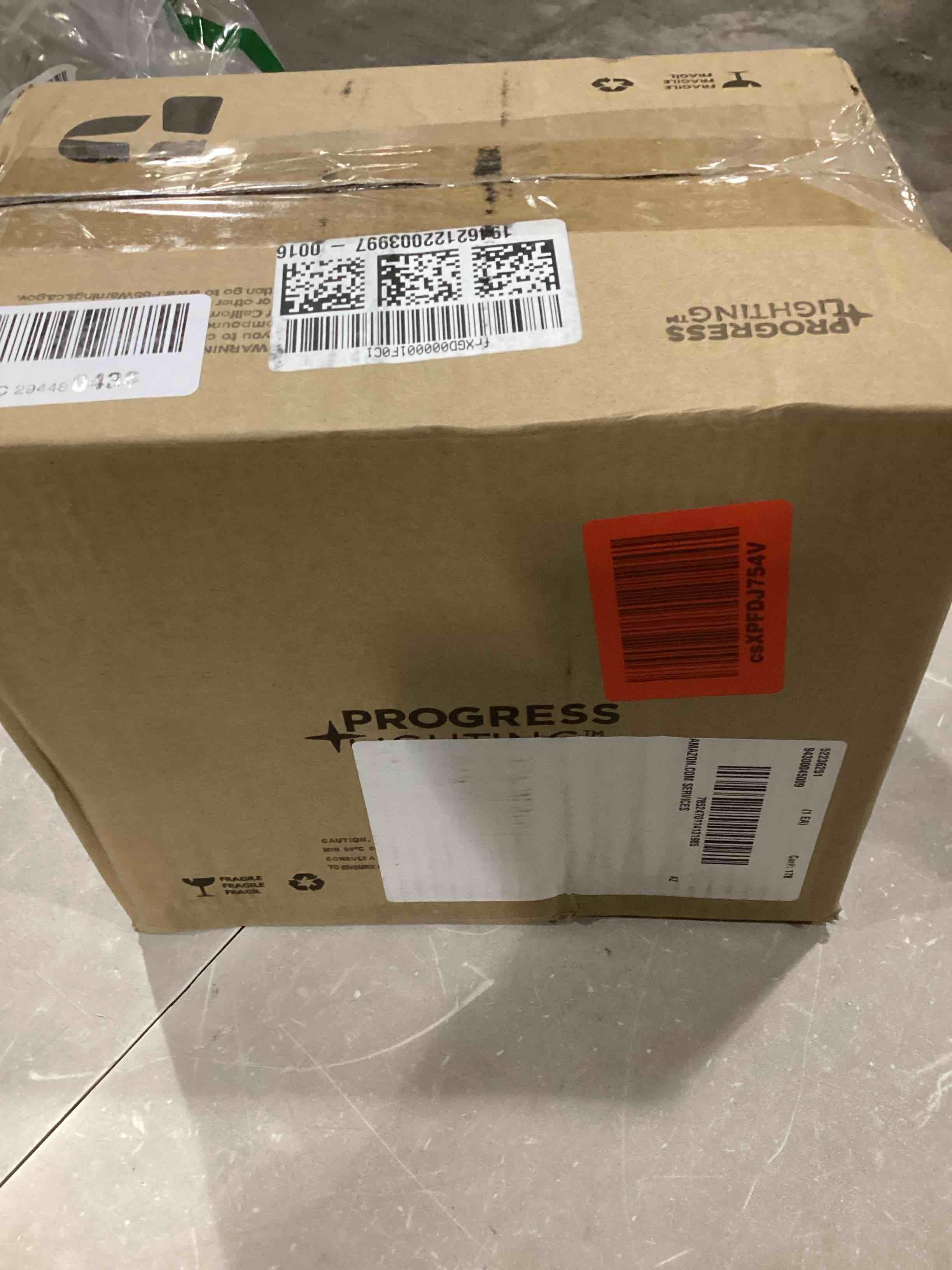 https://s3.amazonaws.com/lotting-images-prod/bidfta/ORG6866631_1731946918204.jpeg
