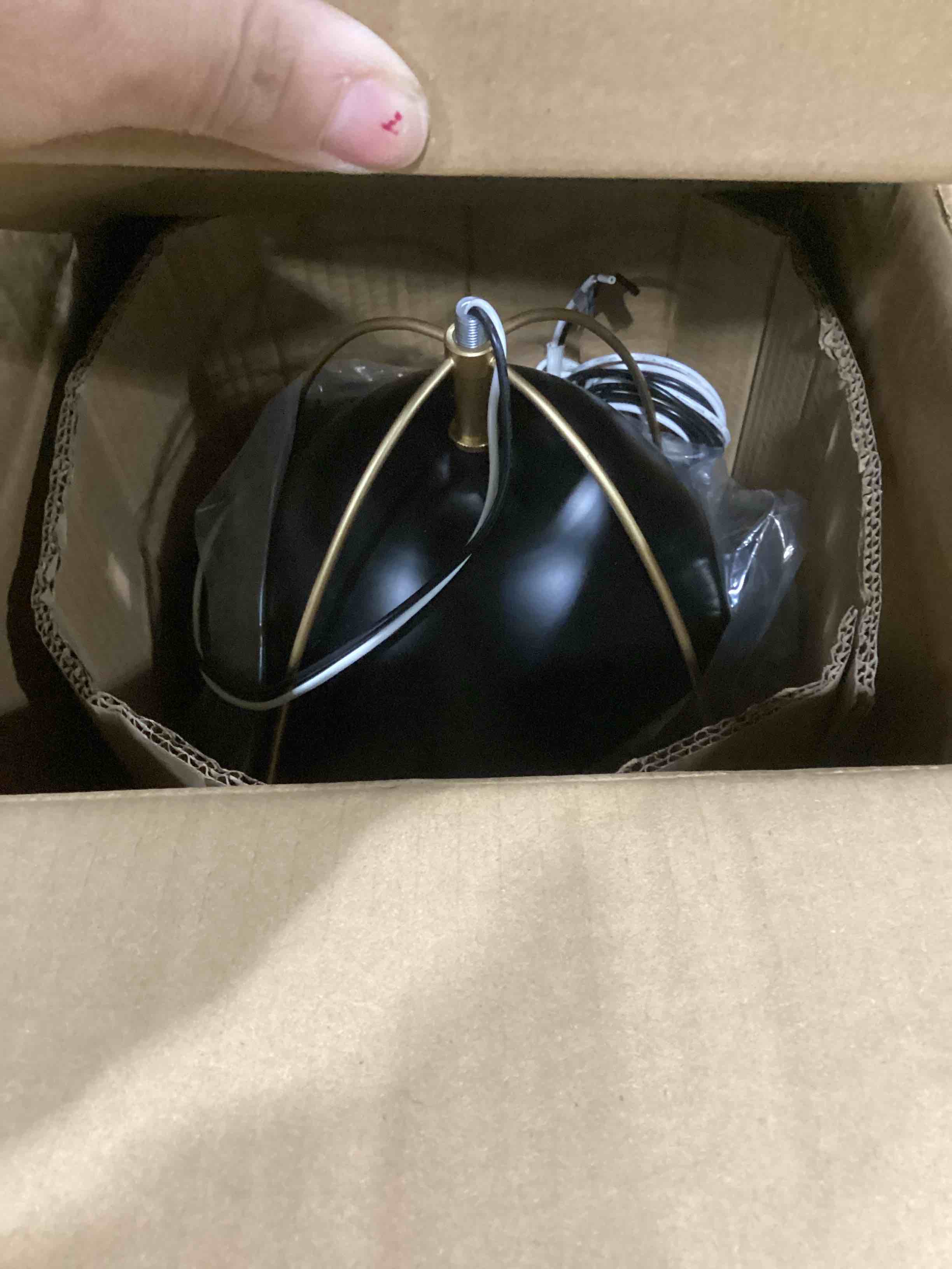 https://s3.amazonaws.com/lotting-images-prod/bidfta/ORG6866802_1732023903834.jpeg
