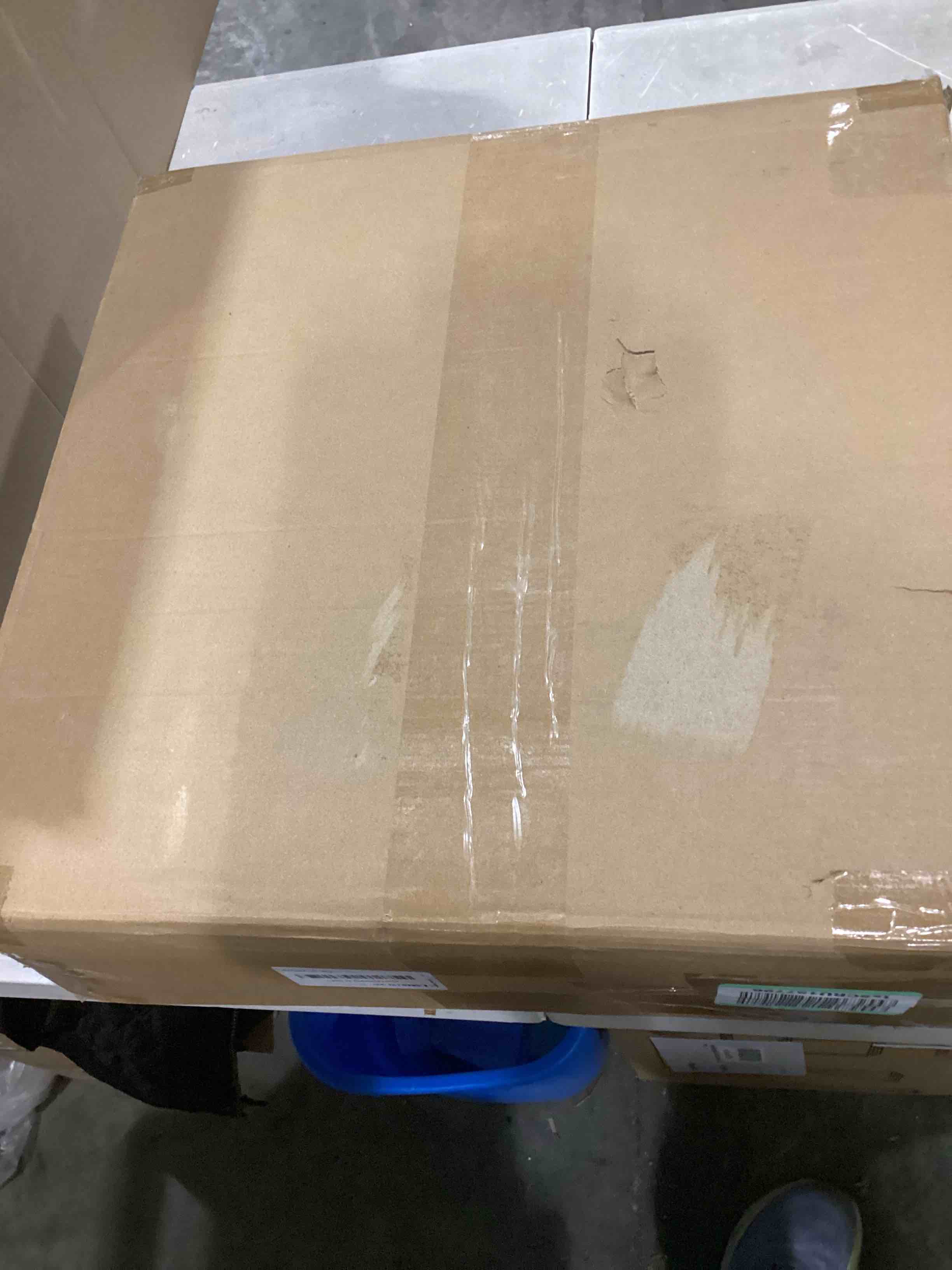 https://s3.amazonaws.com/lotting-images-prod/bidfta/ORG6866865_1732034622251.jpeg