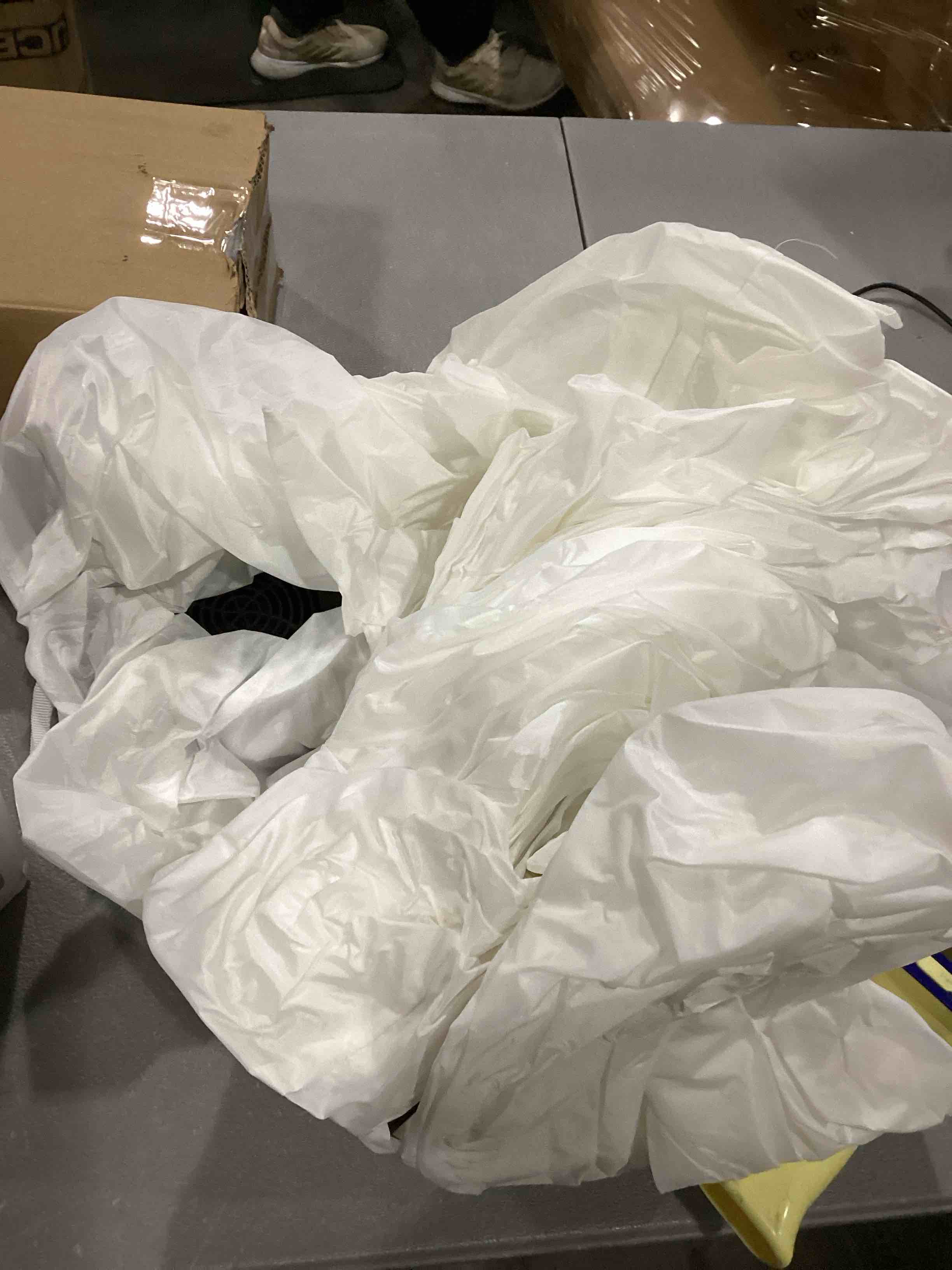 https://s3.amazonaws.com/lotting-images-prod/bidfta/ORG6867628_1731429153620.jpeg