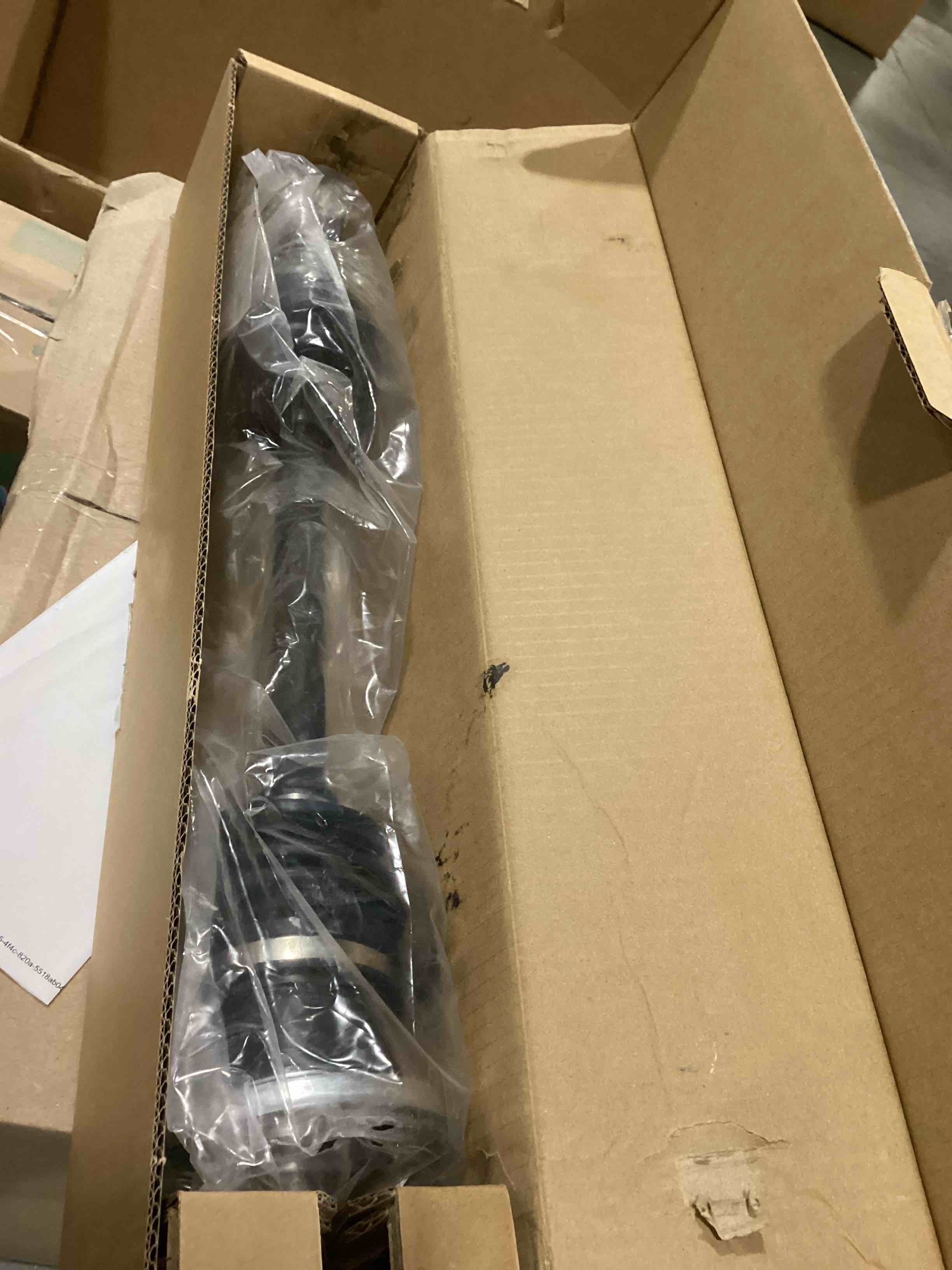 https://s3.amazonaws.com/lotting-images-prod/bidfta/ORG6867705_1731501163637.jpeg