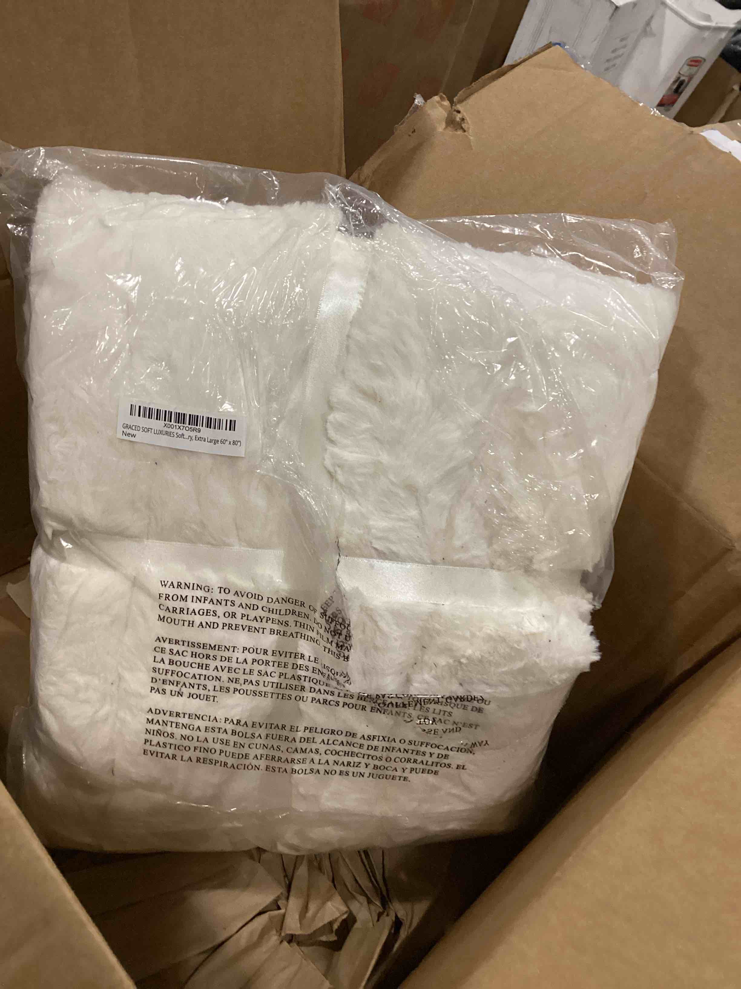 https://s3.amazonaws.com/lotting-images-prod/bidfta/ORG6868439_1732024757581.jpeg