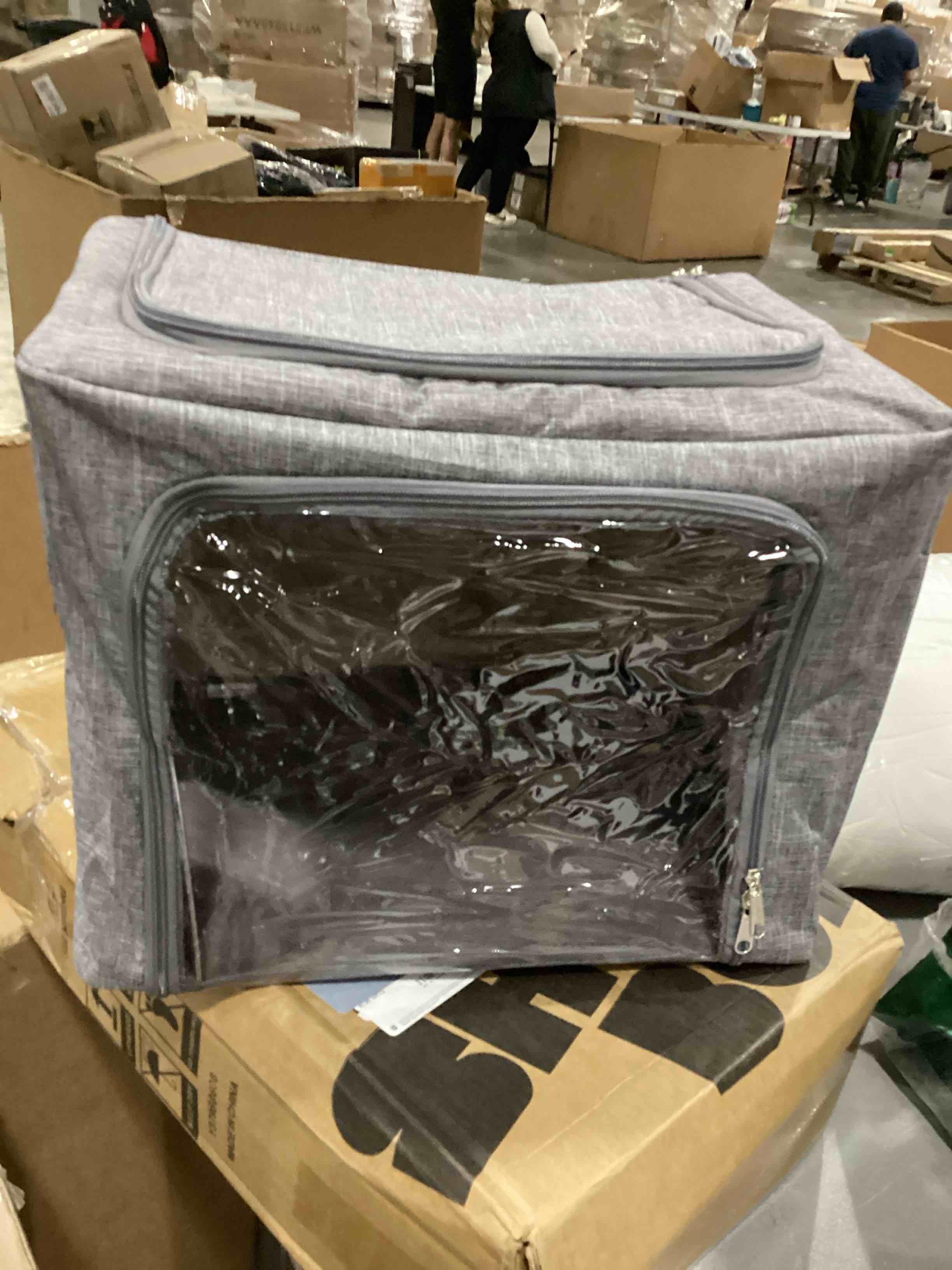 https://s3.amazonaws.com/lotting-images-prod/bidfta/ORG6868731_1732126893516.jpeg