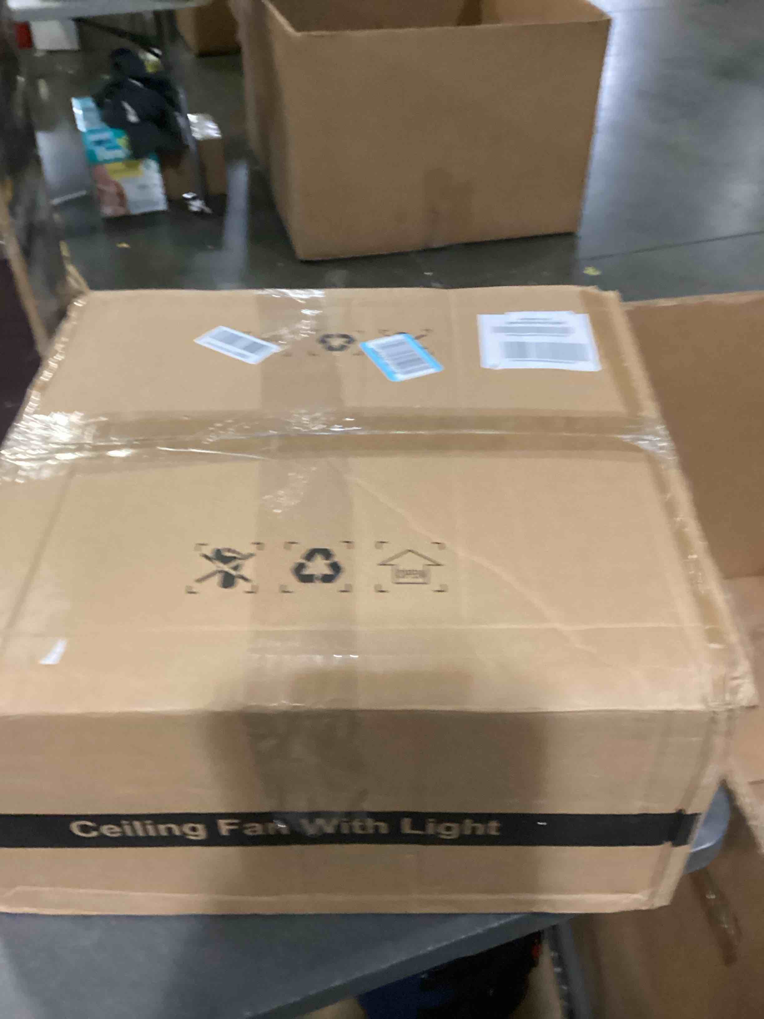 https://s3.amazonaws.com/lotting-images-prod/bidfta/ORG6868960_1730551815794.jpeg