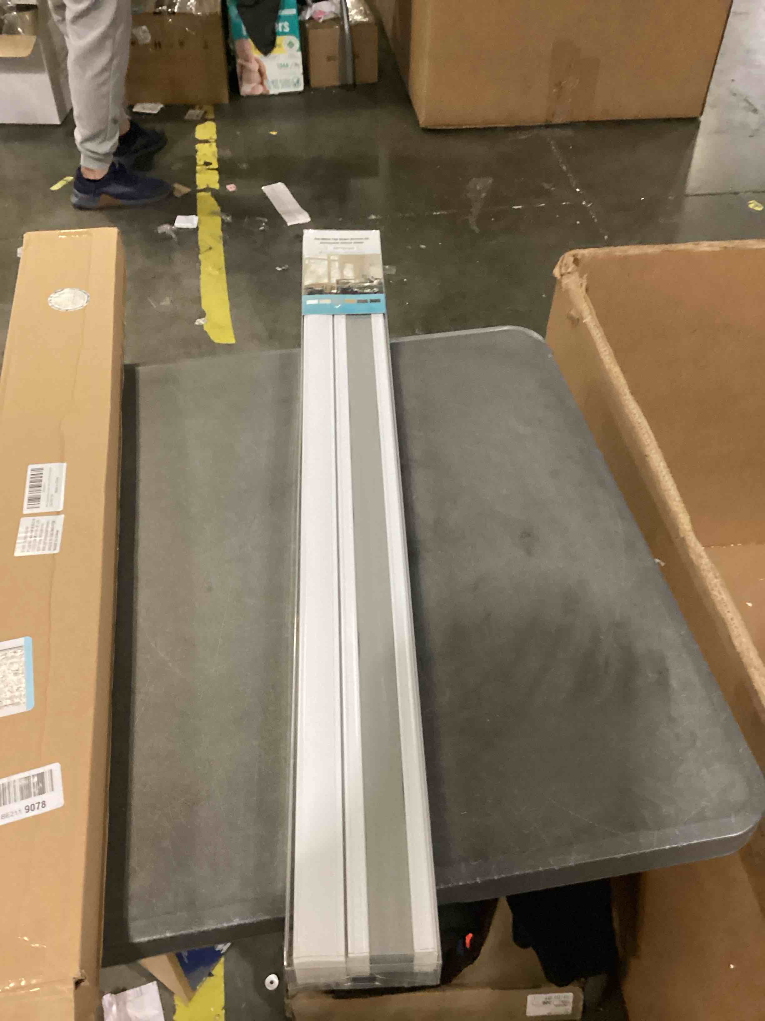 https://s3.amazonaws.com/lotting-images-prod/bidfta/ORG6869011_1730565450033.jpeg
