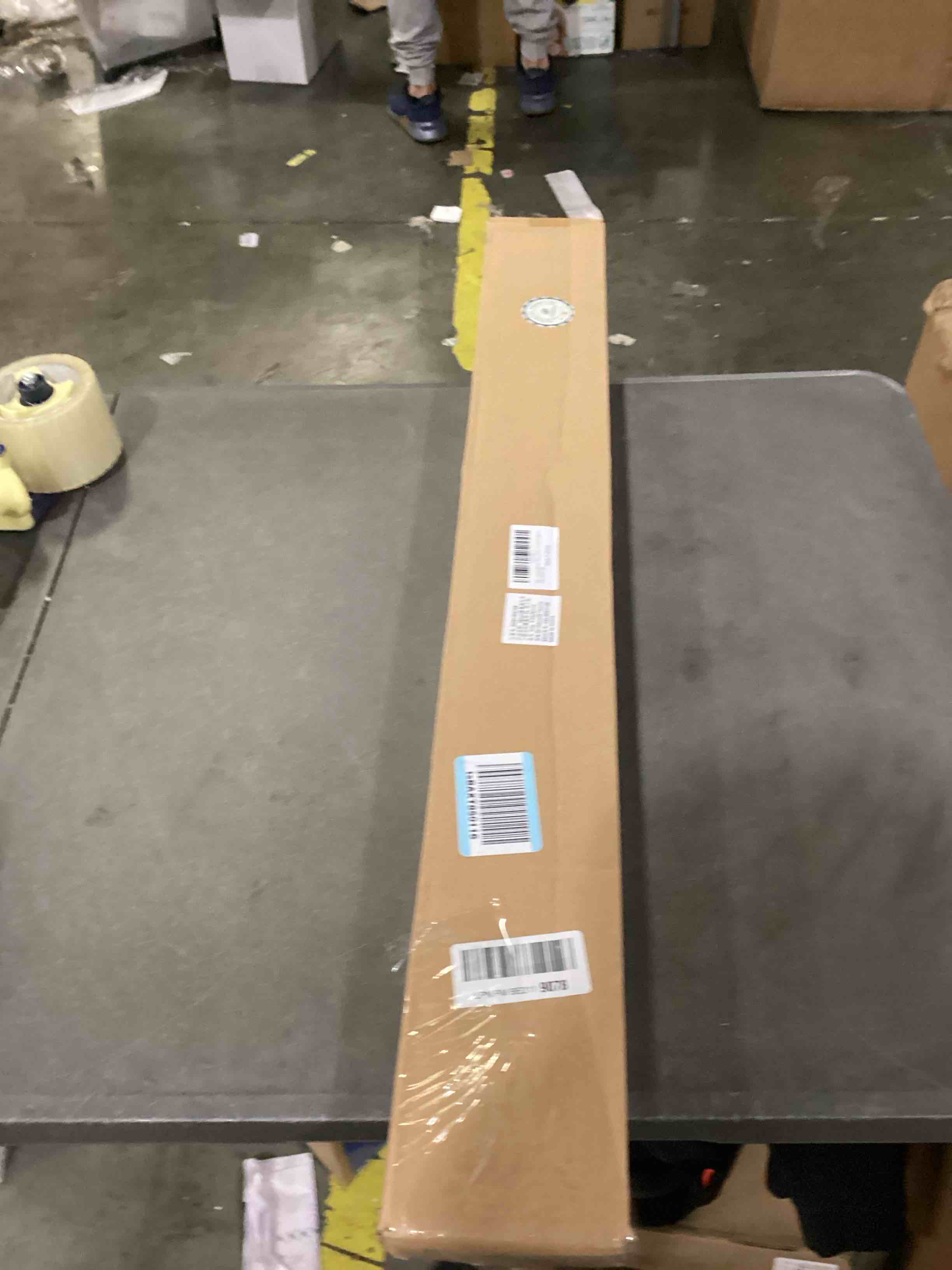 https://s3.amazonaws.com/lotting-images-prod/bidfta/ORG6869011_1730565479548.jpeg