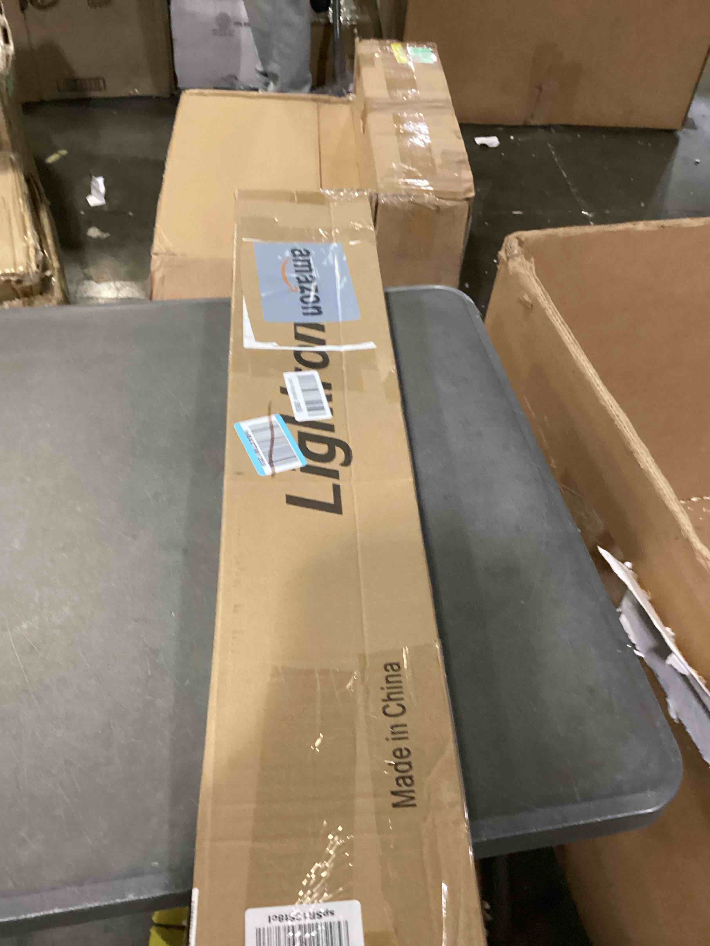 https://s3.amazonaws.com/lotting-images-prod/bidfta/ORG6869444_1730911623581.jpeg