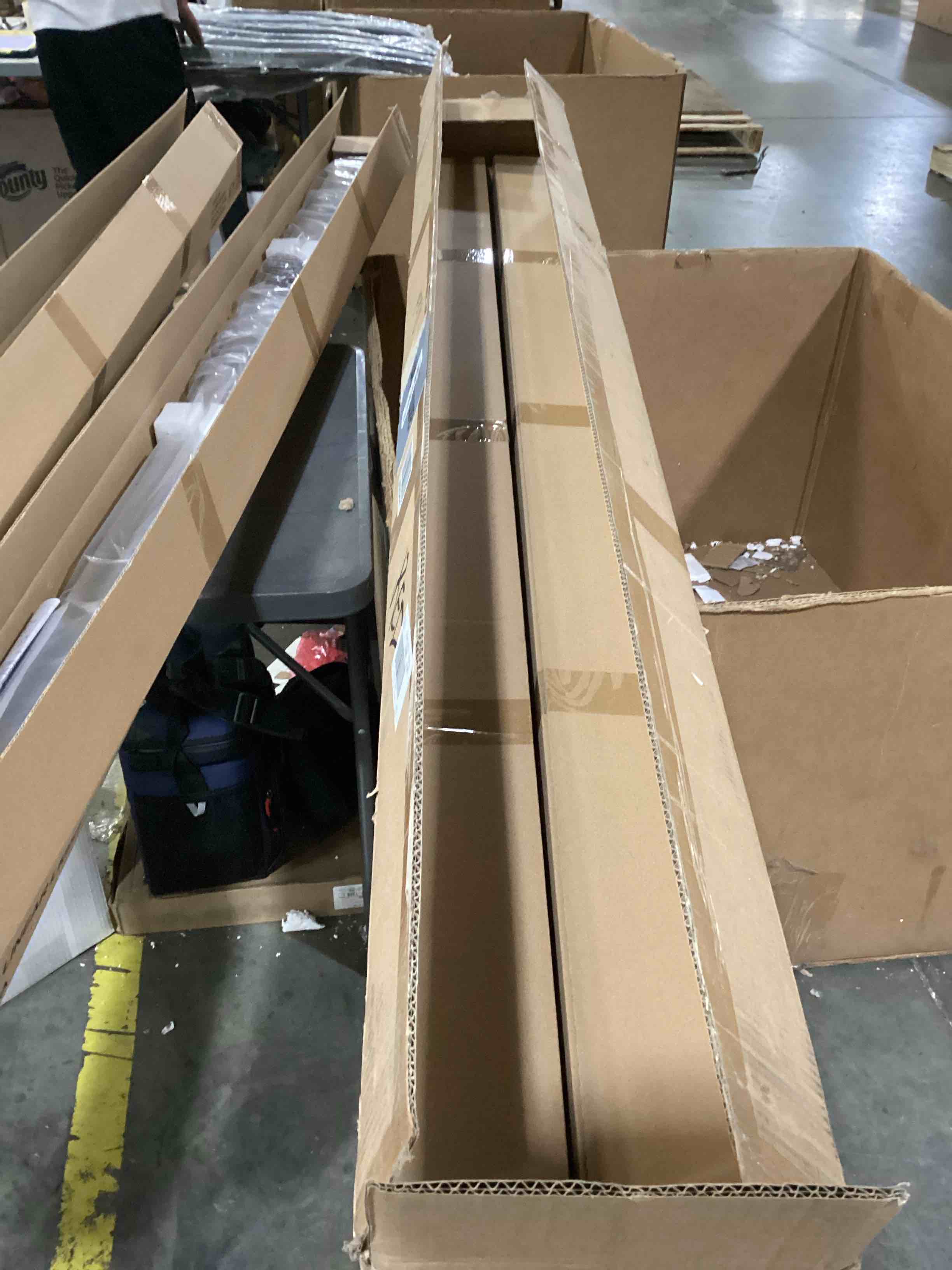 https://s3.amazonaws.com/lotting-images-prod/bidfta/ORG6869545_1731005615550.jpeg
