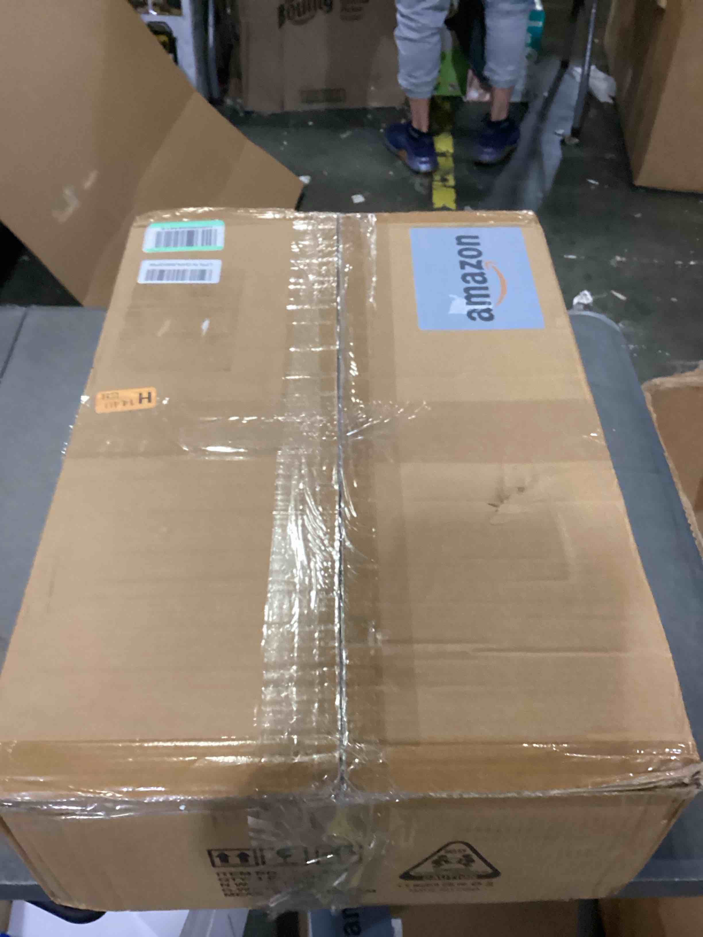 https://s3.amazonaws.com/lotting-images-prod/bidfta/ORG6869924_1731586697298.jpeg