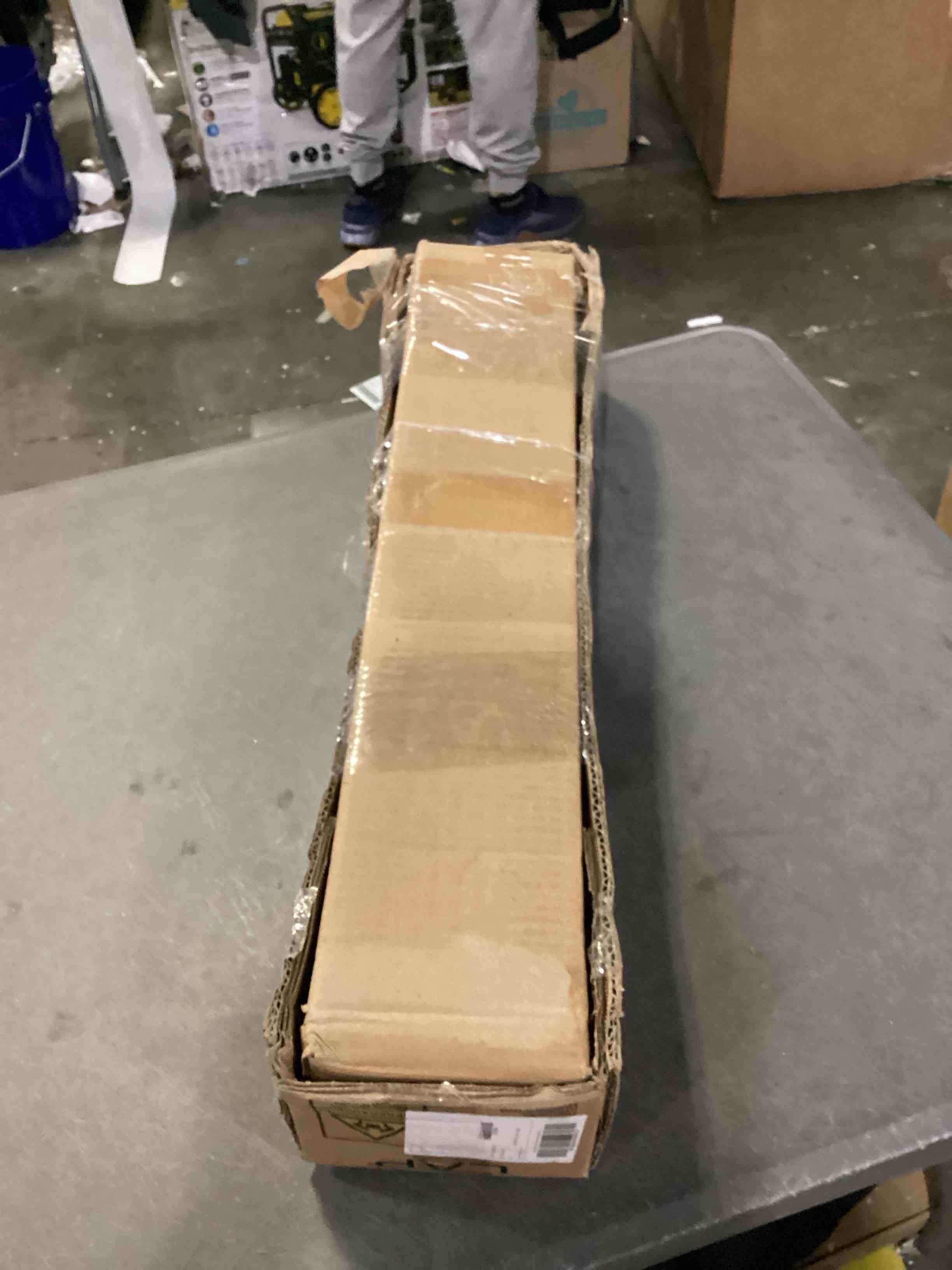 https://s3.amazonaws.com/lotting-images-prod/bidfta/ORG6870440_1732034226971.jpeg