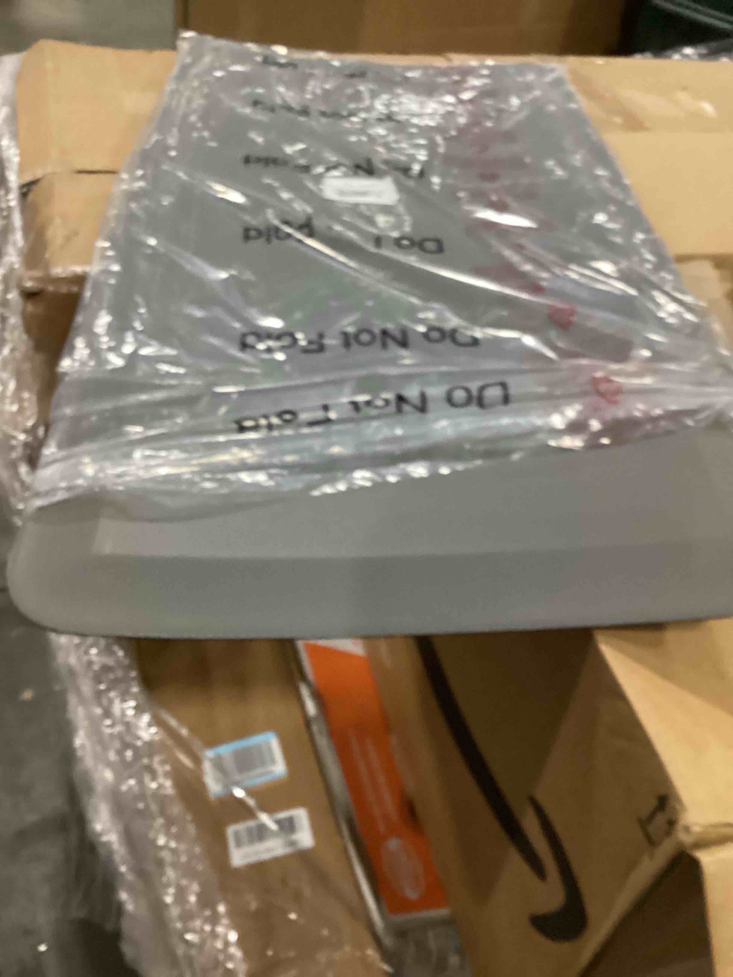 https://s3.amazonaws.com/lotting-images-prod/bidfta/ORG6870543_1731692829834.jpeg