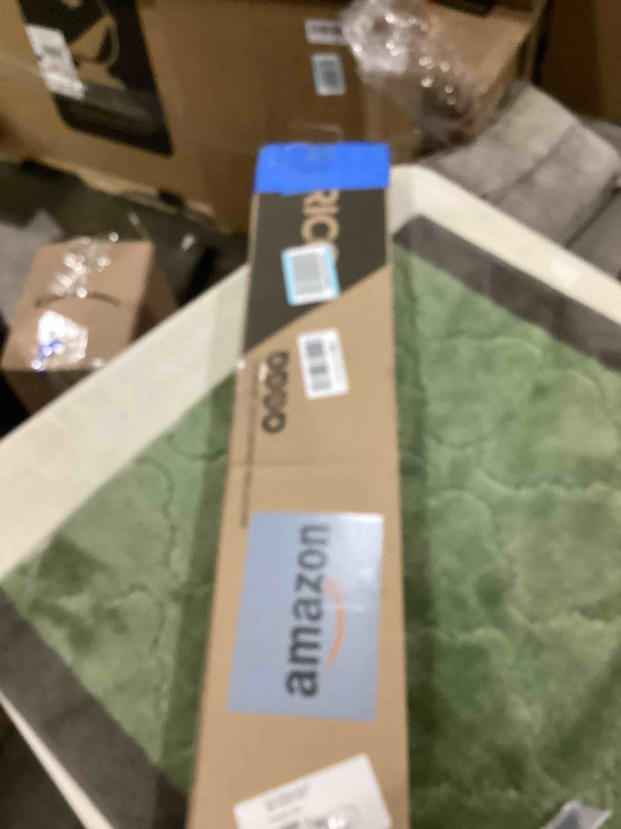 https://s3.amazonaws.com/lotting-images-prod/bidfta/ORG6870576_1731699058674.jpeg